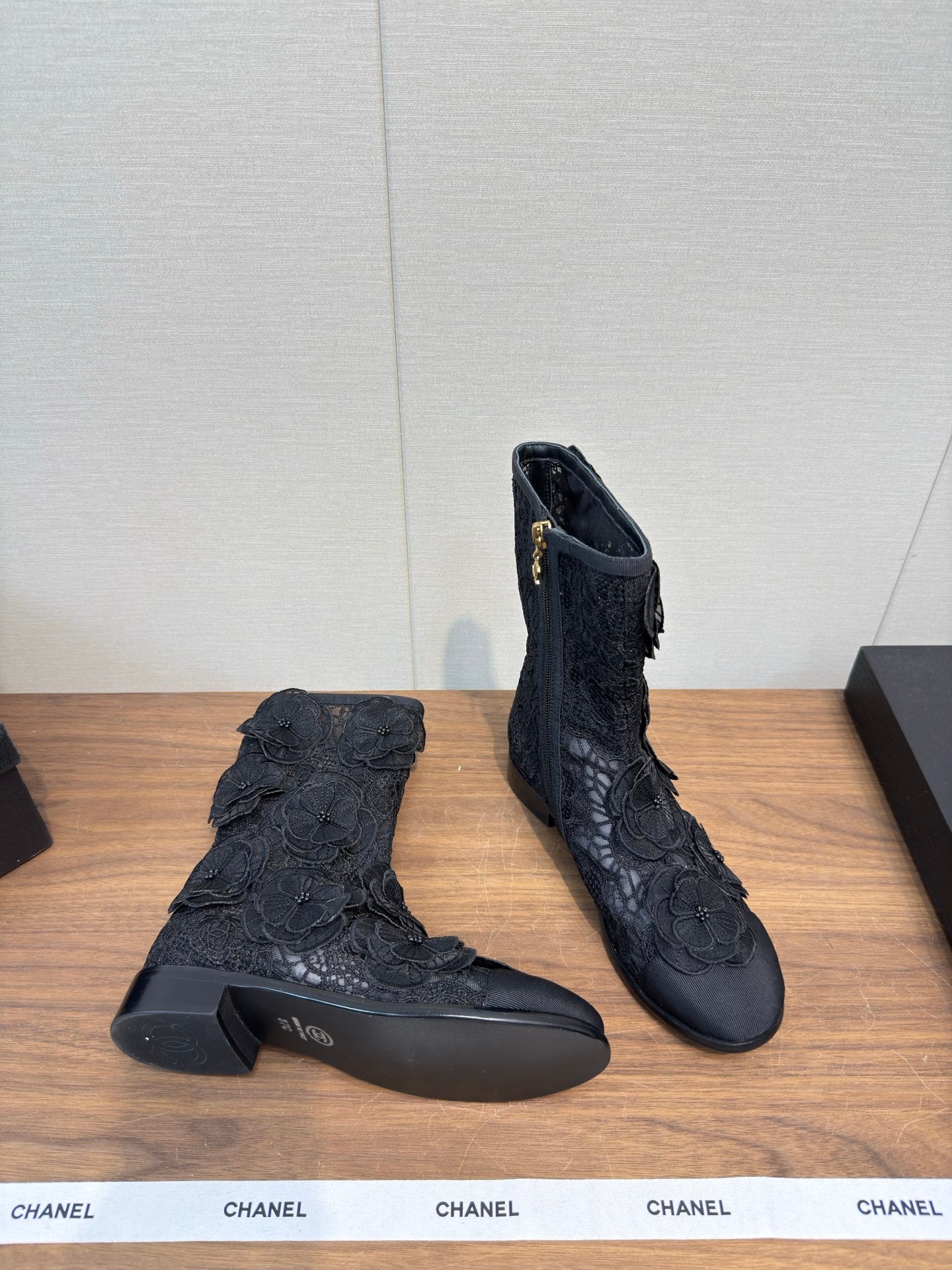 CC 25b Camellia Flower Short Boots 40mm Black Mesh & Frabic 429749
