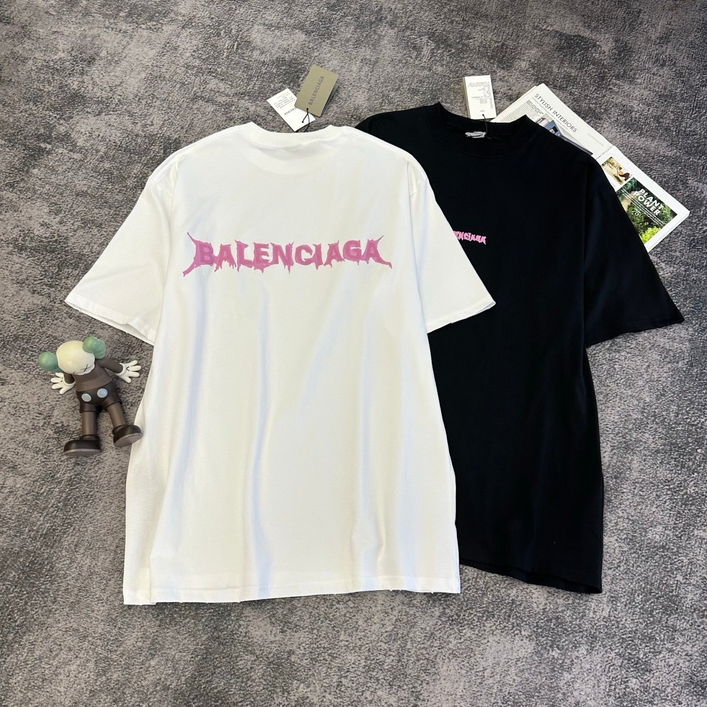 Balenciaga Short-Sleeve T-Shirt Cotton 369997