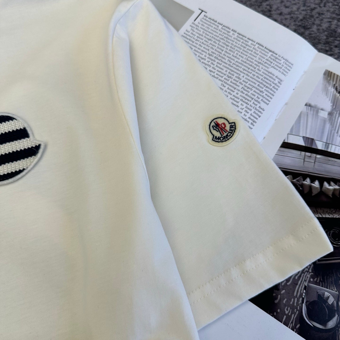 Moncler Short-Sleeve T-Shirt Cotton 369927