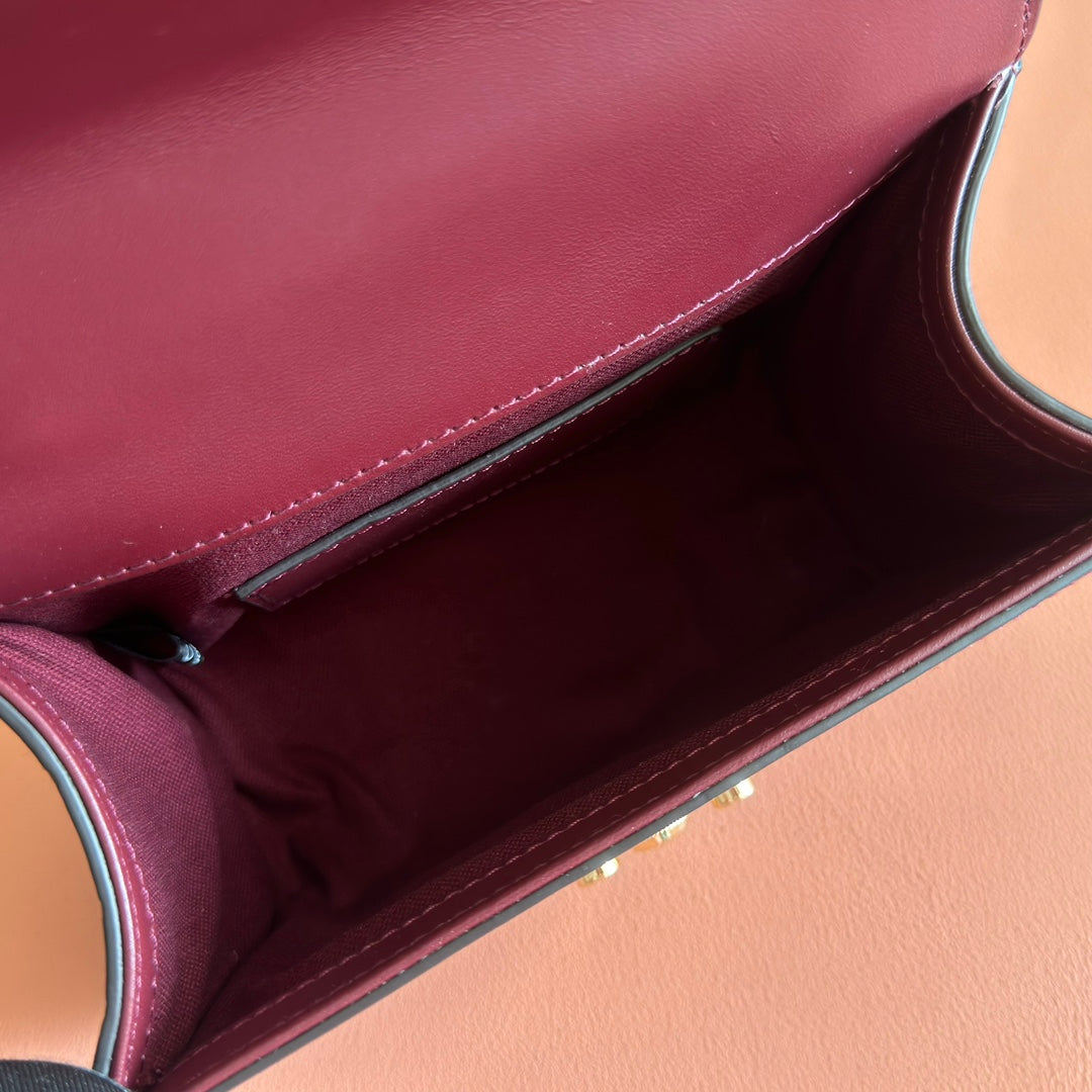 GG Padlock Handbag 20cm Burgundy GG Pattern Leather