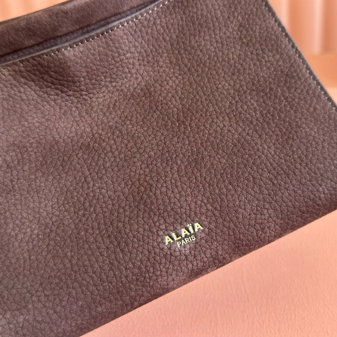 Alaia Small Le Click Square Shoulder Bag 20cm Dark Brown Cowhide