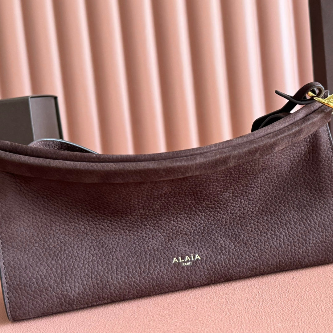 Alaia Le Click East West Small Bag 25cm Dark Brown mix Burgundy Cowhide