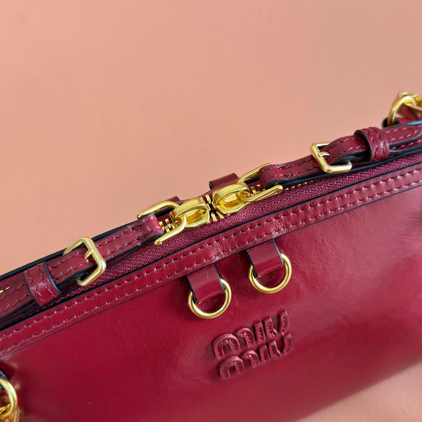 Miu Caprice Clutch Burgundy Leather 280751