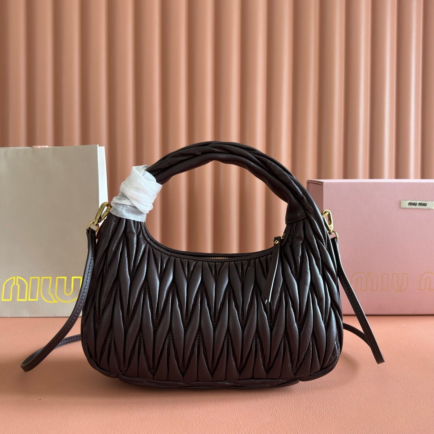 Miu Wander Matelassé Shoulder Bag 25cm Coffee Lambskin