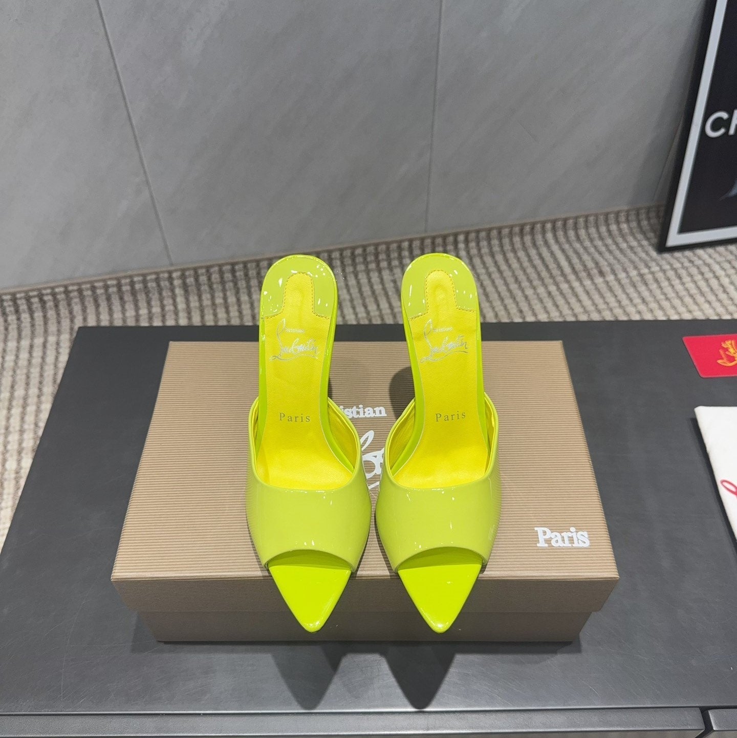 CL Miss Z 100 Mule Neon Patent Leather 539724