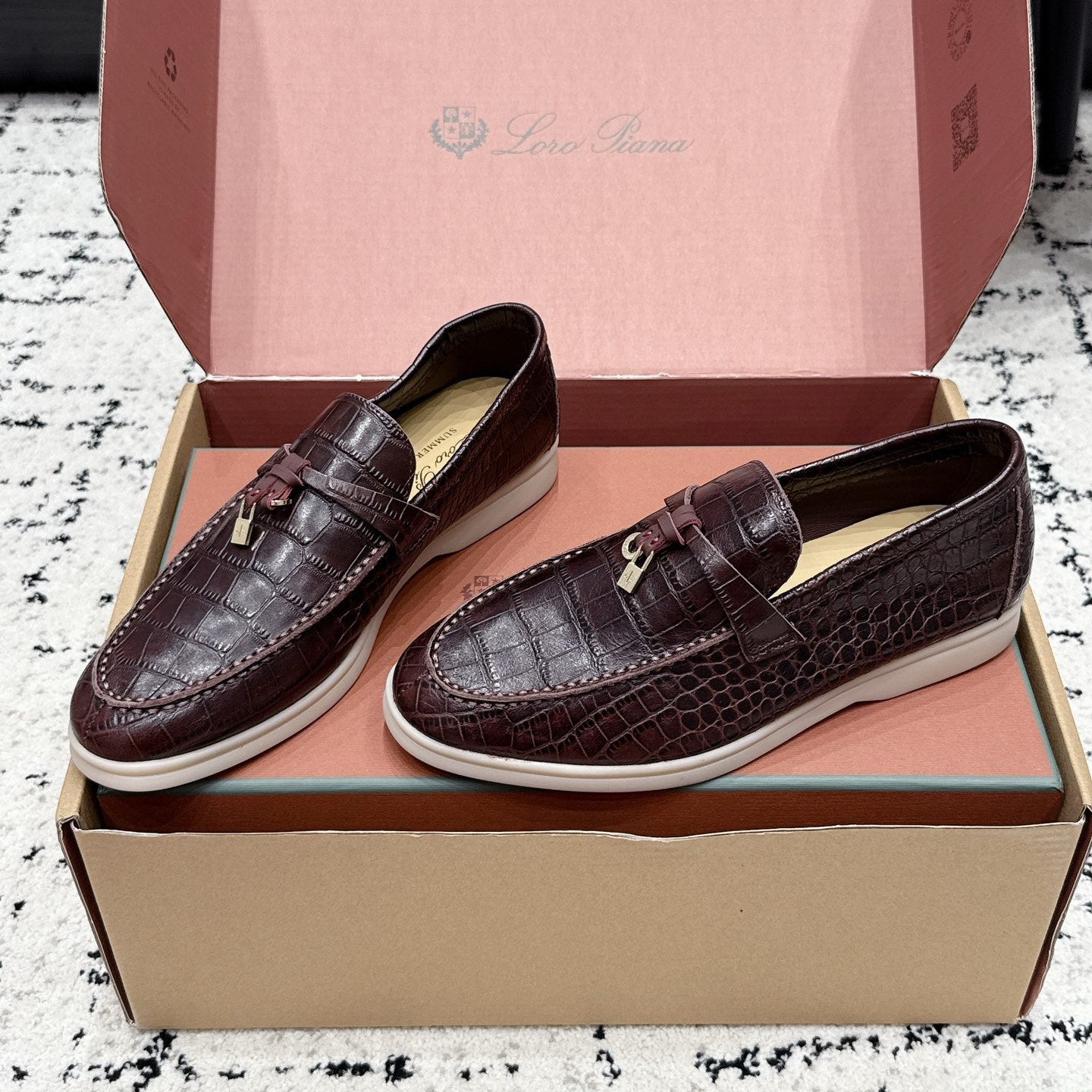 LP Summer Charms Walk Loafers Deep Burgundy Alligator Leather 923389