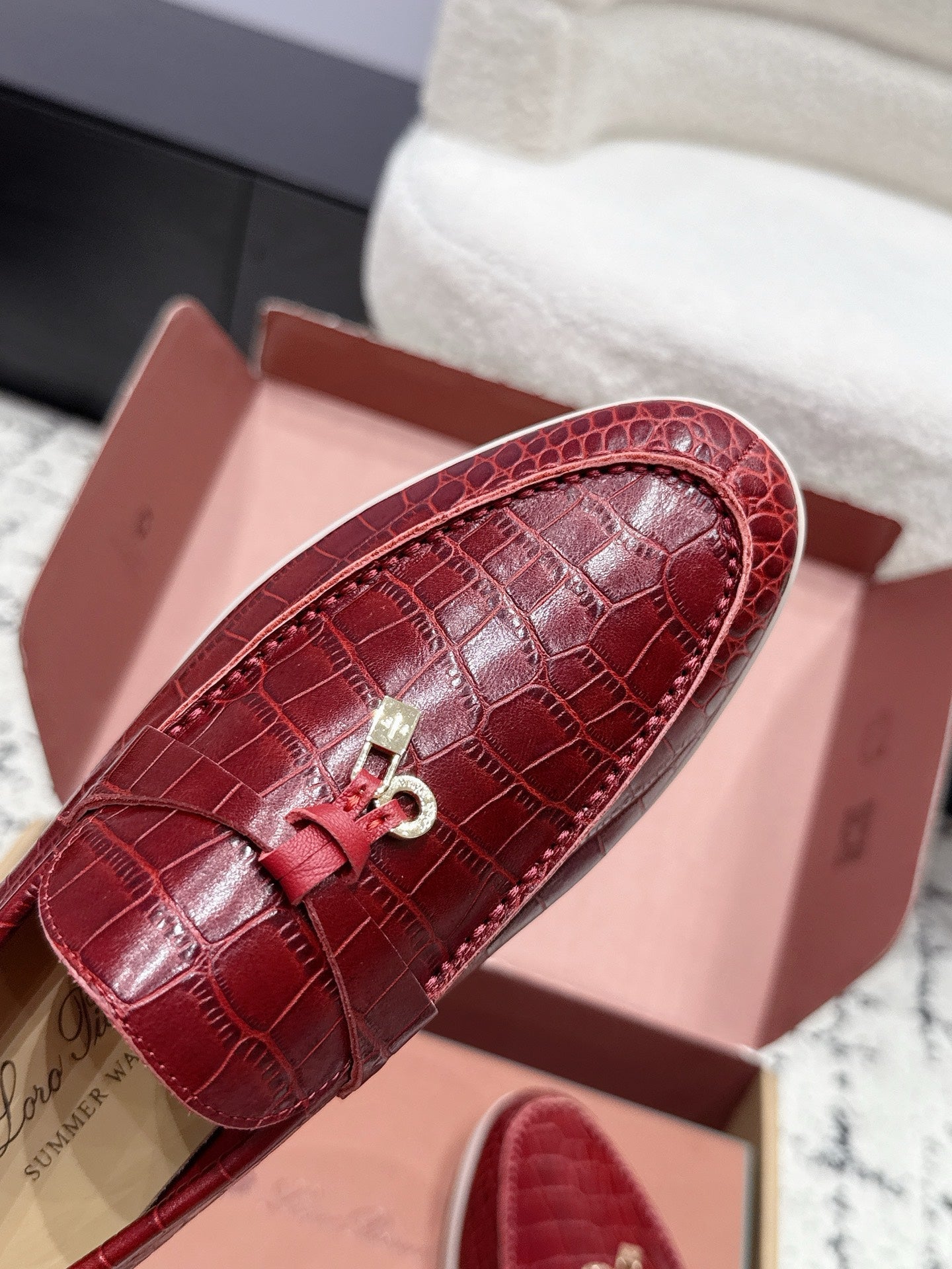 LP Summer Charms Walk Loafers Burgundy Alligator Leather 923391