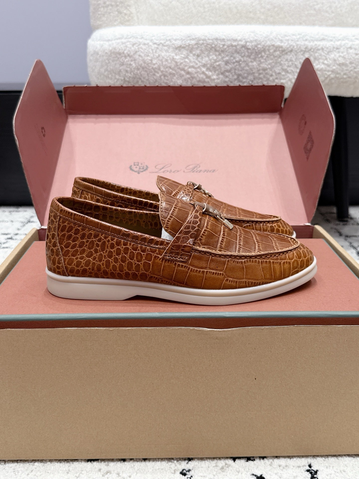 LP Summer Charms Walk Loafers Brown Alligator Leather 923393