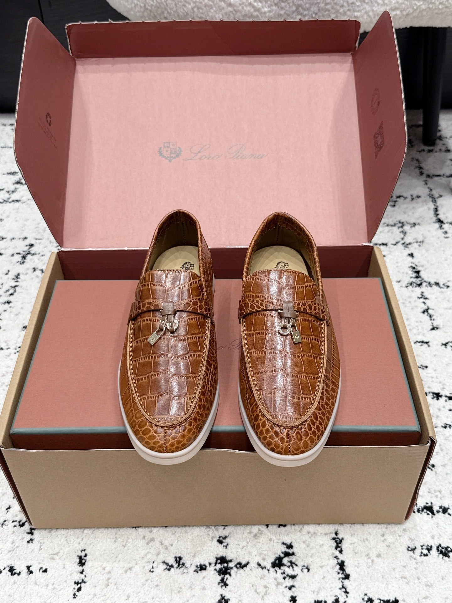 LP Summer Charms Walk Loafers Brown Alligator Leather 923393