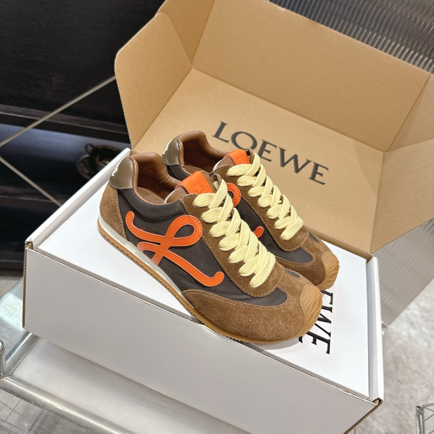 LOEW 26s Ballet Runner 2.0 Brown Orange Suede Sheepskin 683934