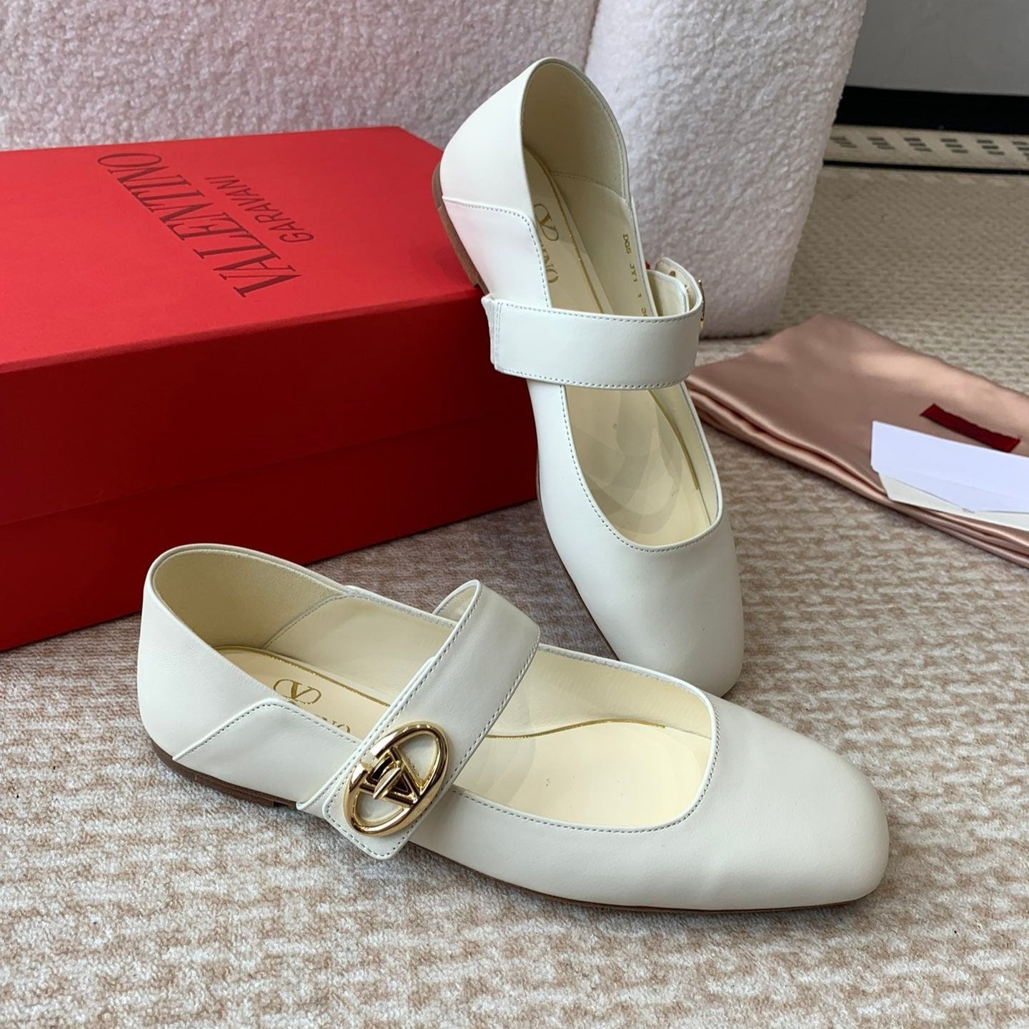 Valentino Locker Mary-Jane Ballerina In White Calfskin