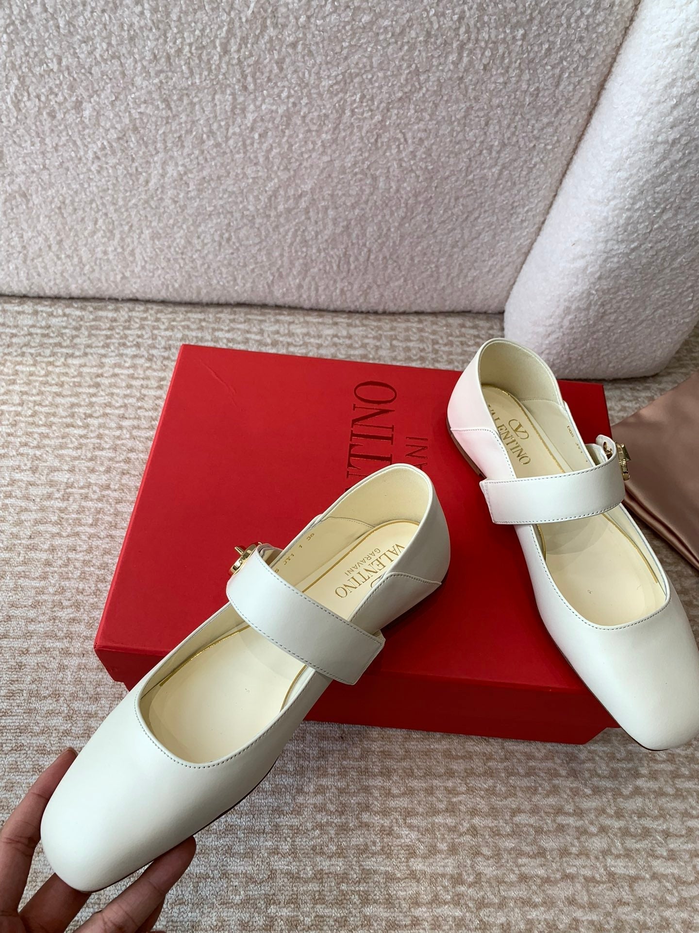 Valentino Locker Mary-Jane Ballerina In White Calfskin