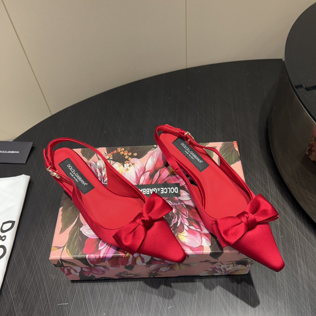 DC 25 Bow Slingback Pumps Red Silk And Sheepskin 381617