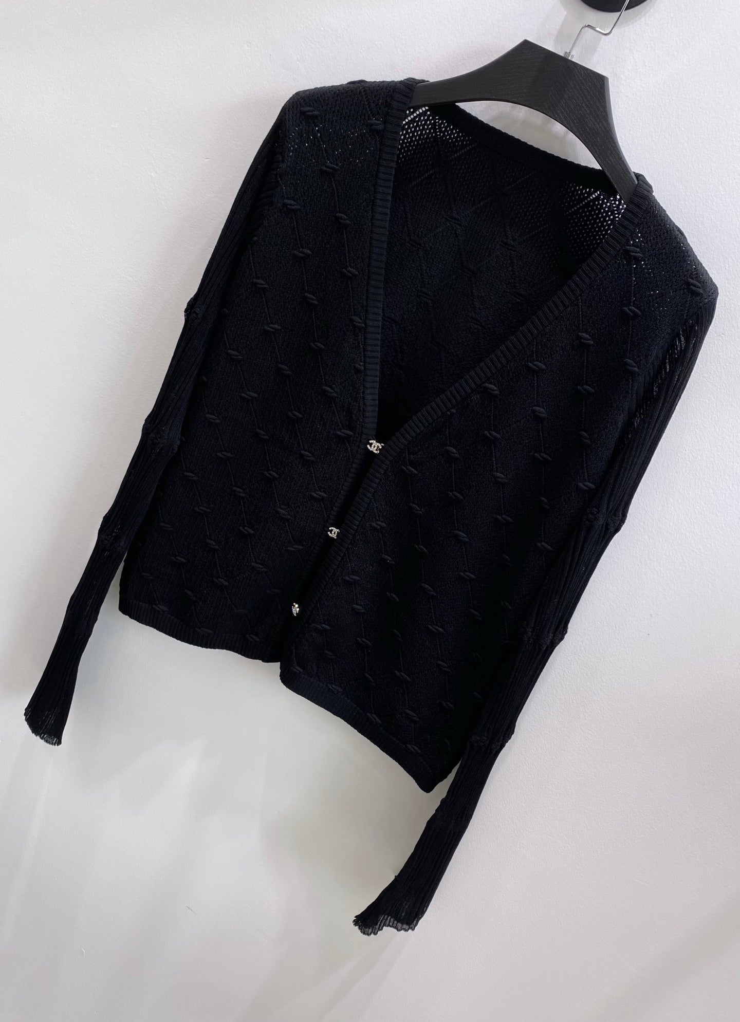 CC 26s V-Neck Textured Knit Cardigan Black Cotton Viscose 423131
