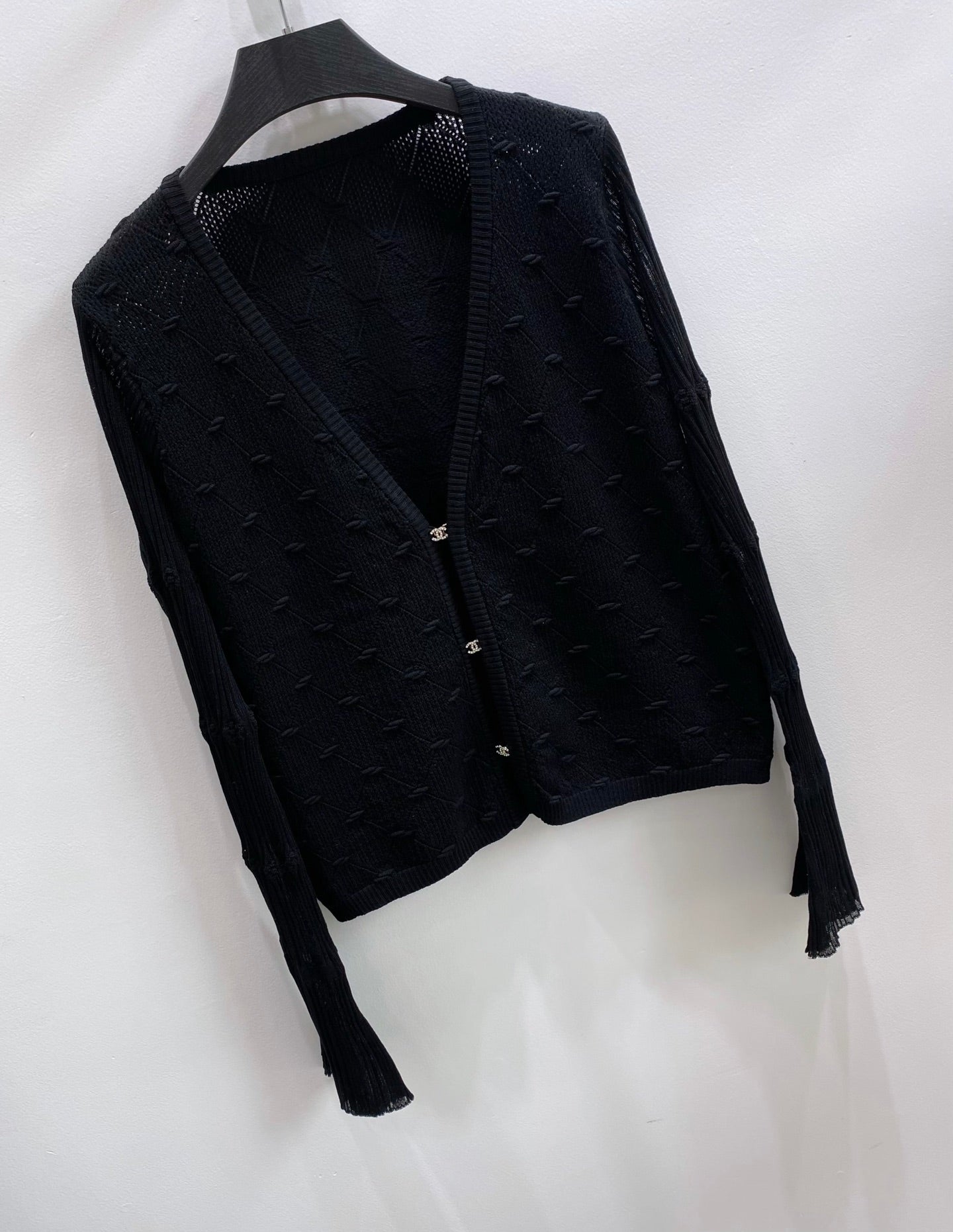 CC 26s V-Neck Textured Knit Cardigan Black Cotton Viscose 423131
