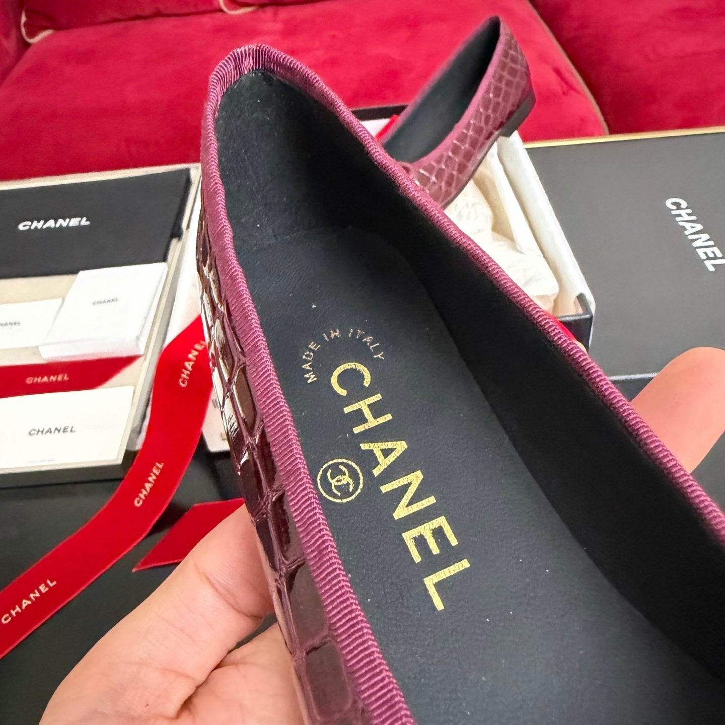CC 26s Ballet Flat Burgundy Black Glossy Crocodile Embossed Leather 901101
