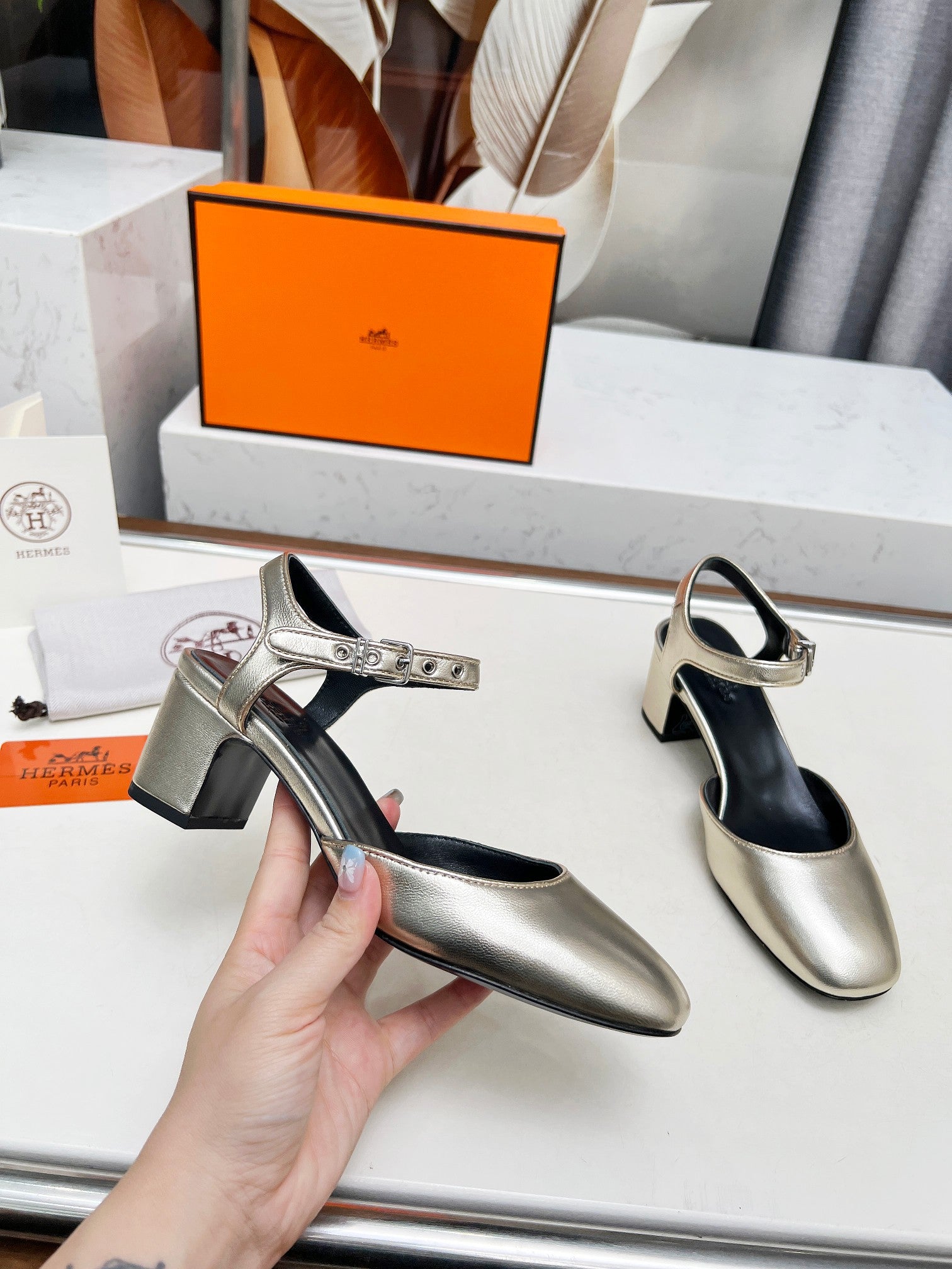 Kamilla ̉60 pump Gold Lambskin 214075