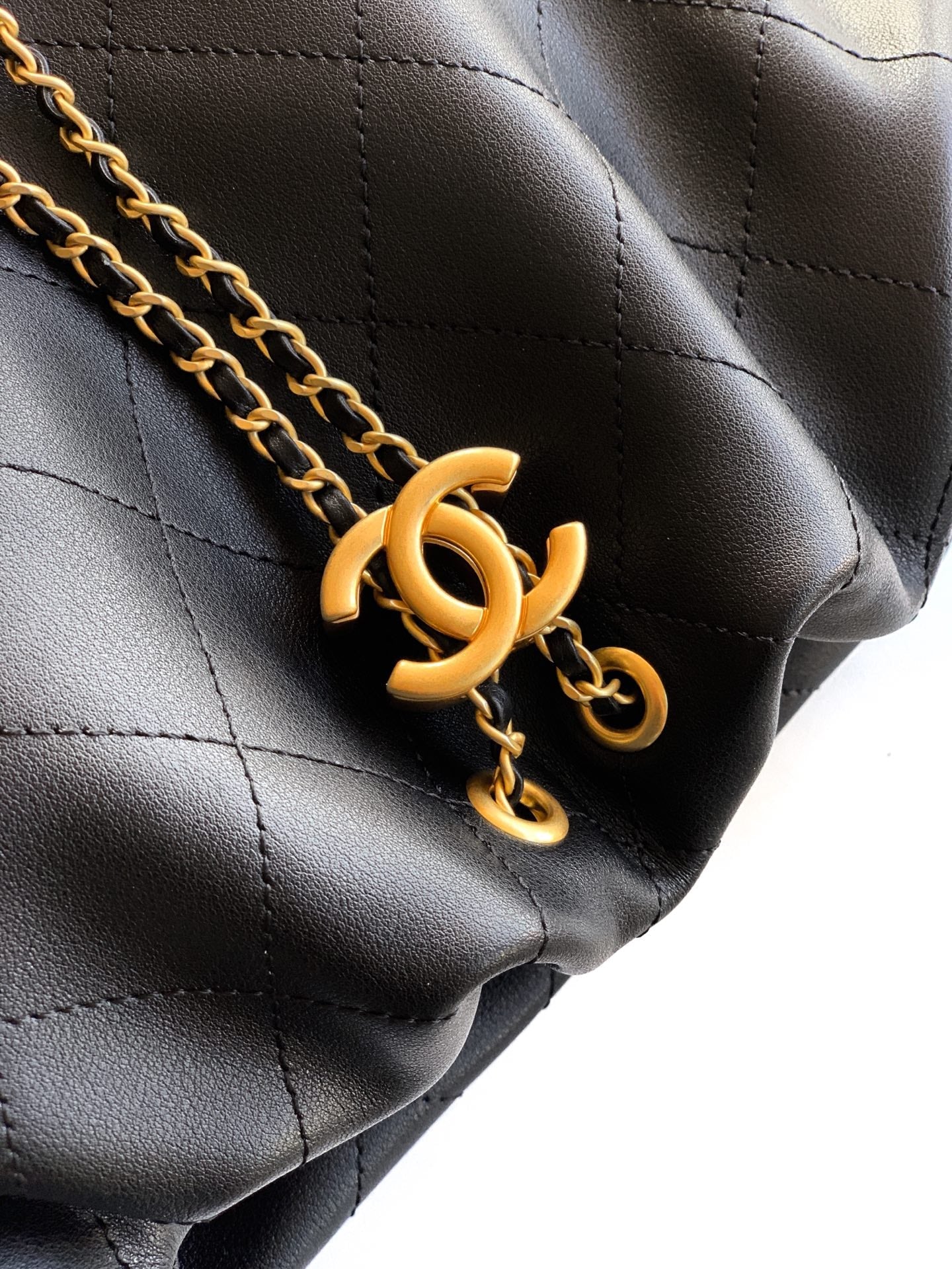 CC 2025 Hobo Bag 32cm Black Calfskin