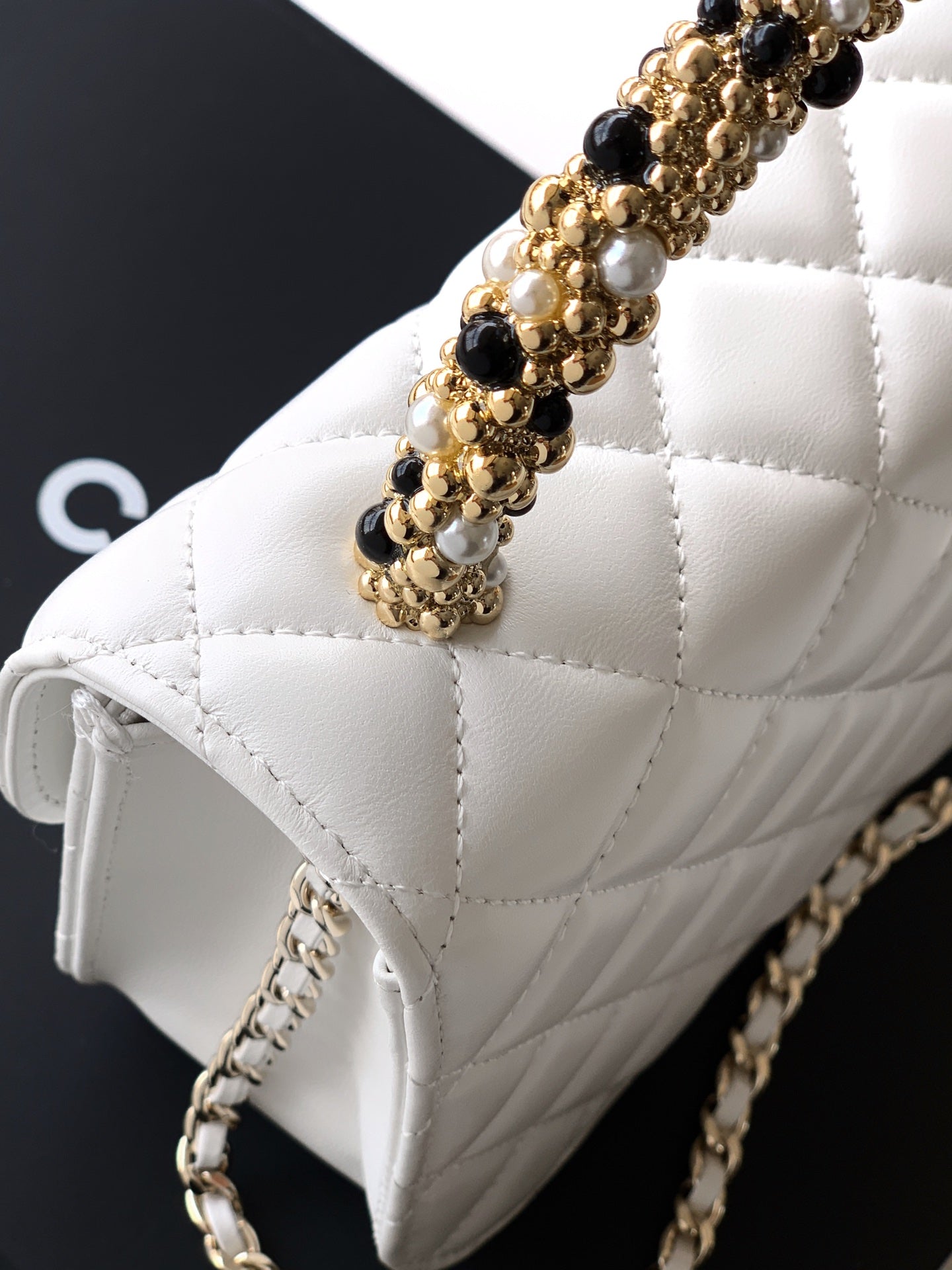 CC Mini Flap Bag 17.5 With Handle White Lambskin