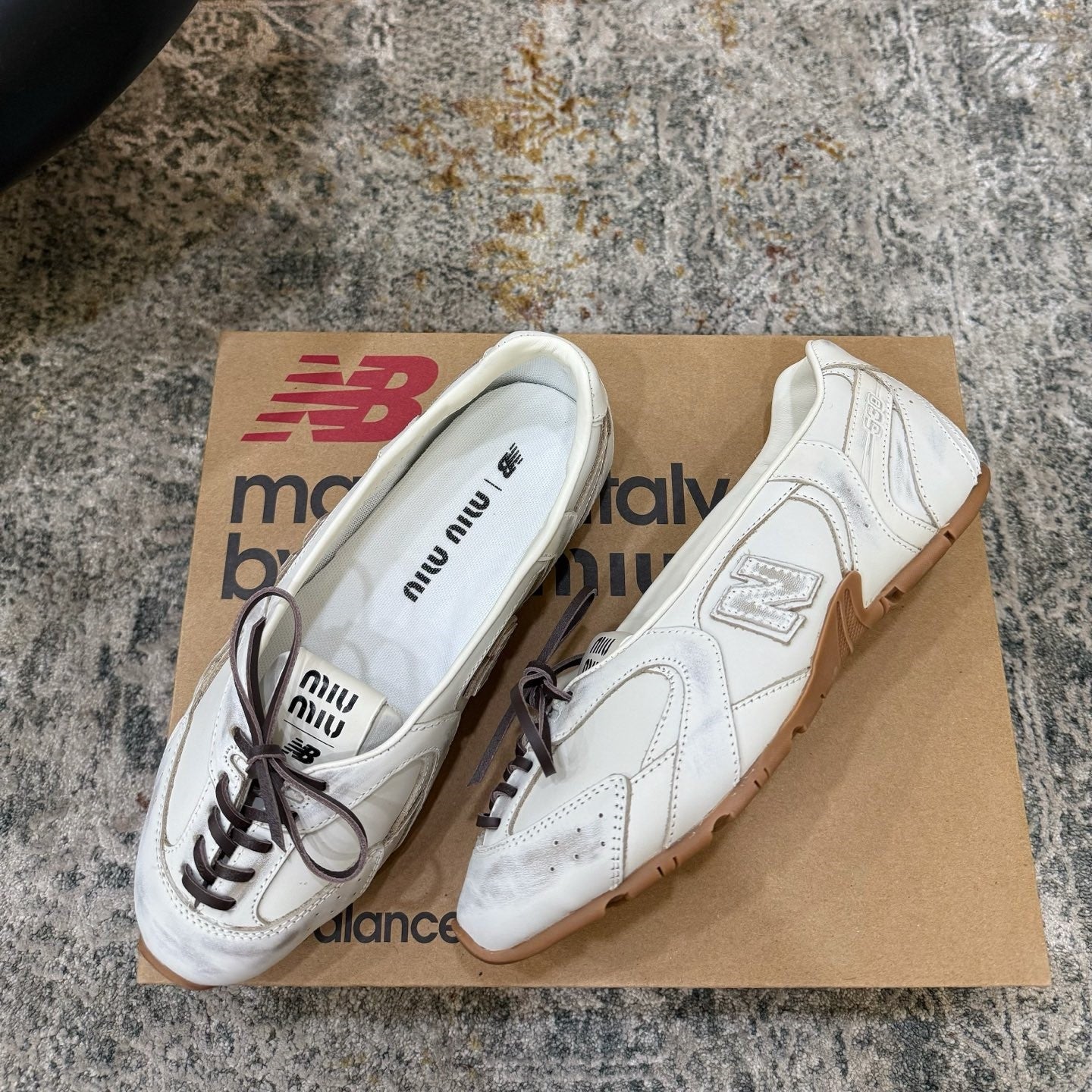 Miu Miu x New Balance 530 SL 26K Sneakers Dusty White Cowhide 996353