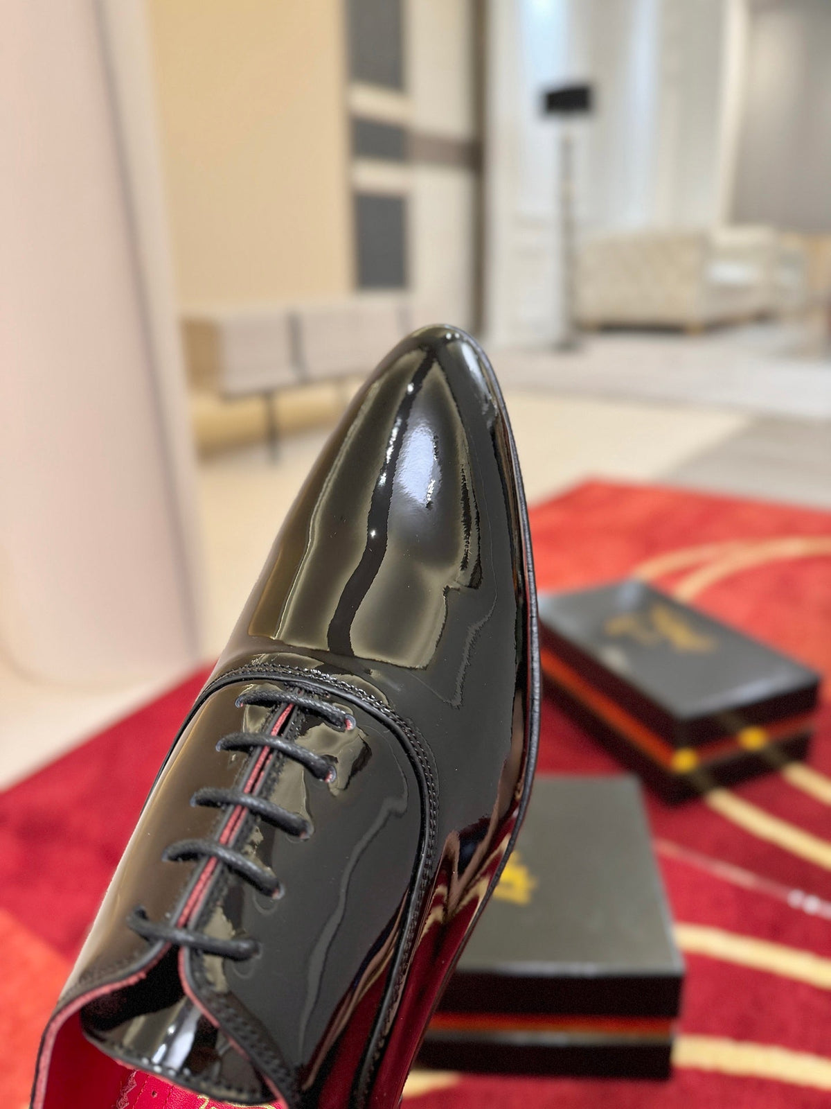 CL 2026 Oxfords Black Red Logo Patent Leather 193521