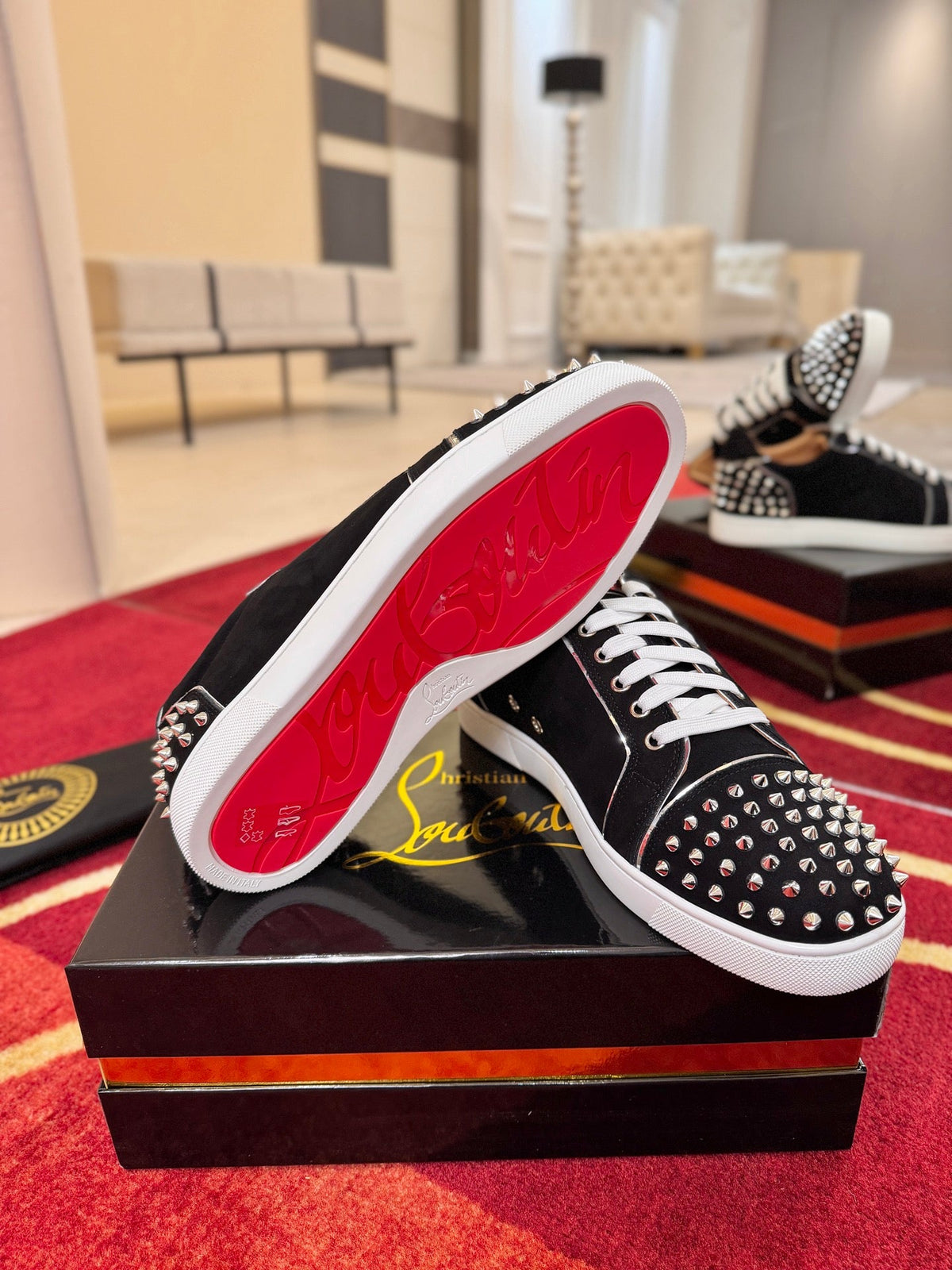 CL 2026 Sneakers Black White Logo Spikes Suede 193552
