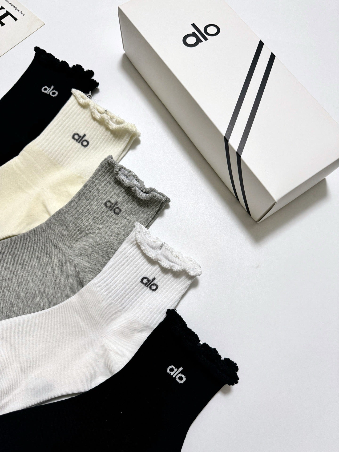 MID-CALF SOCKS 436641 (1 BOX)