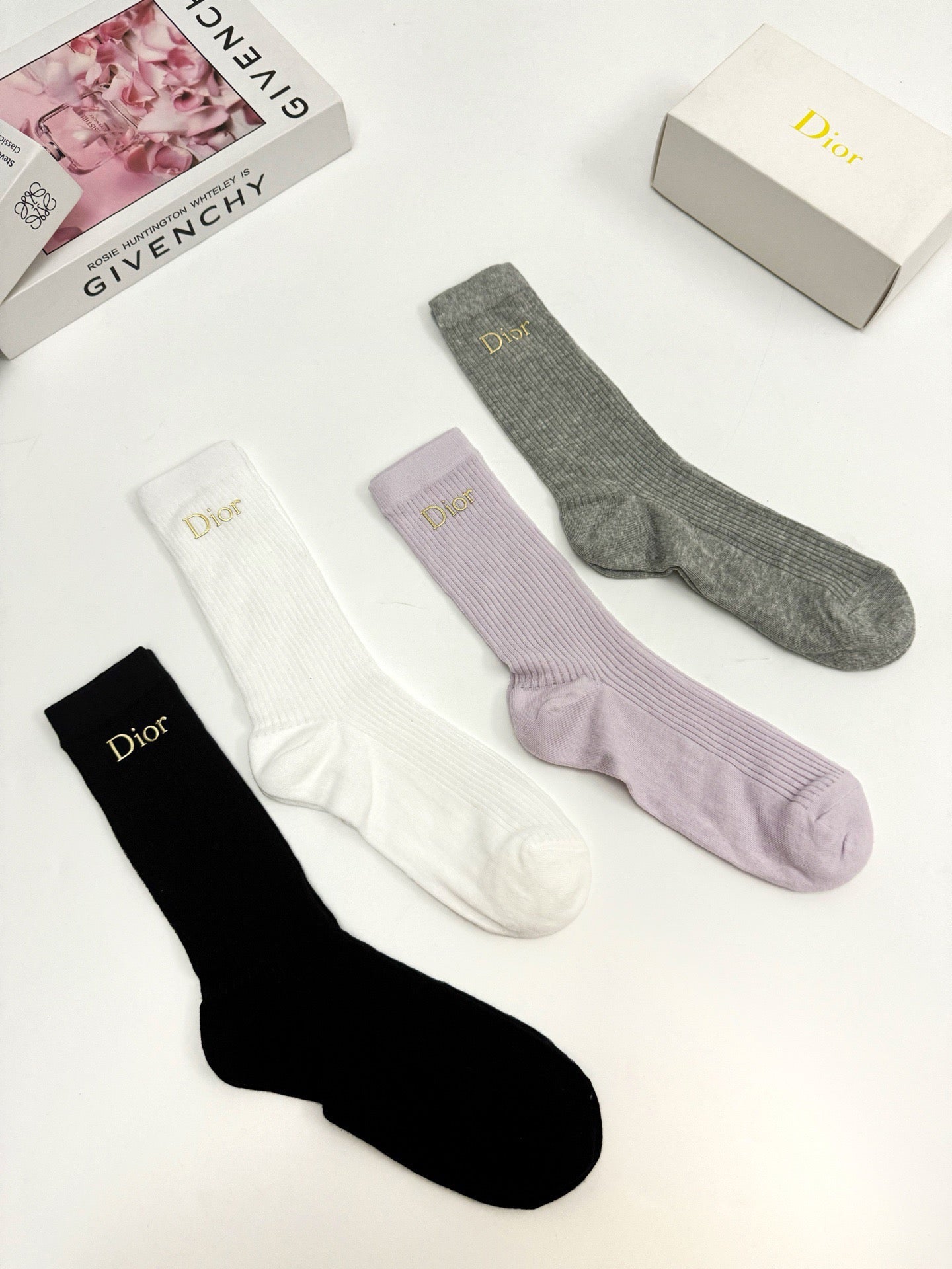 MID-LENGTH SOCKS 438299 (1 BOX)