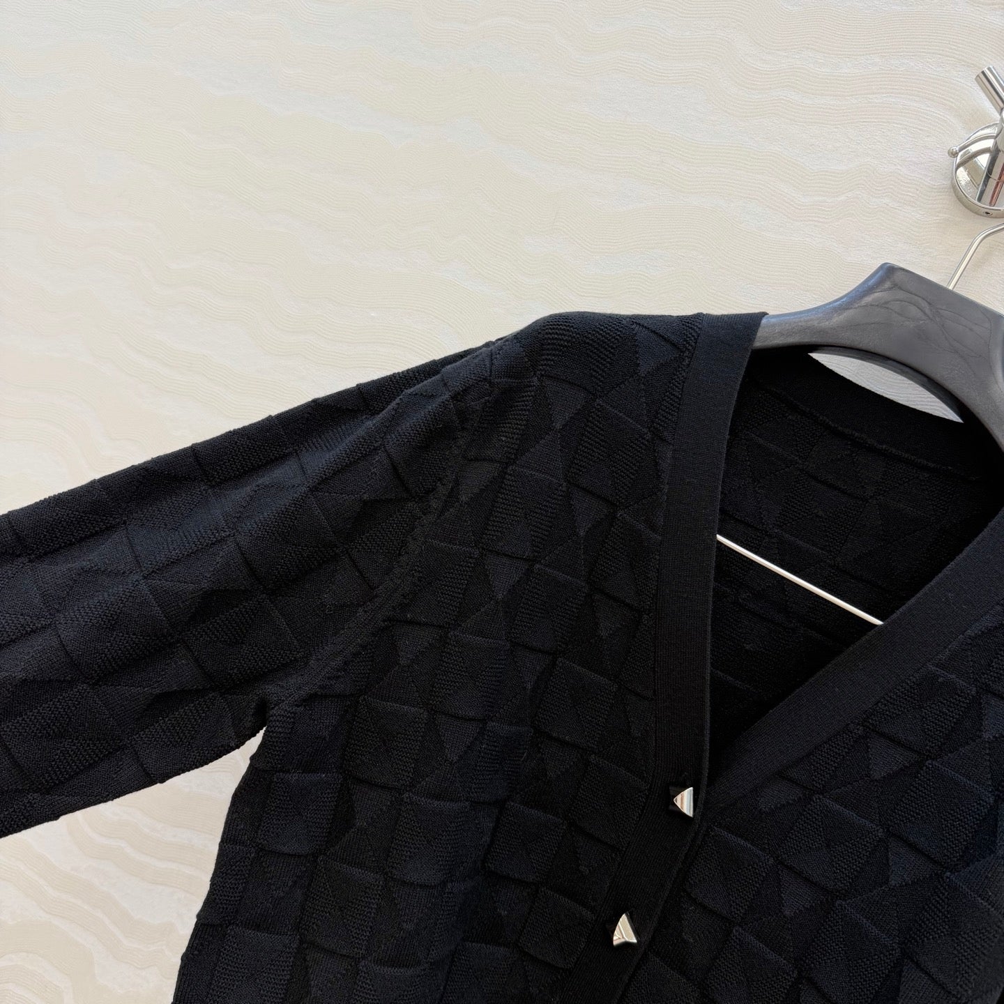 HM "Medor" Long-Sleeve Cardigan Black Wool