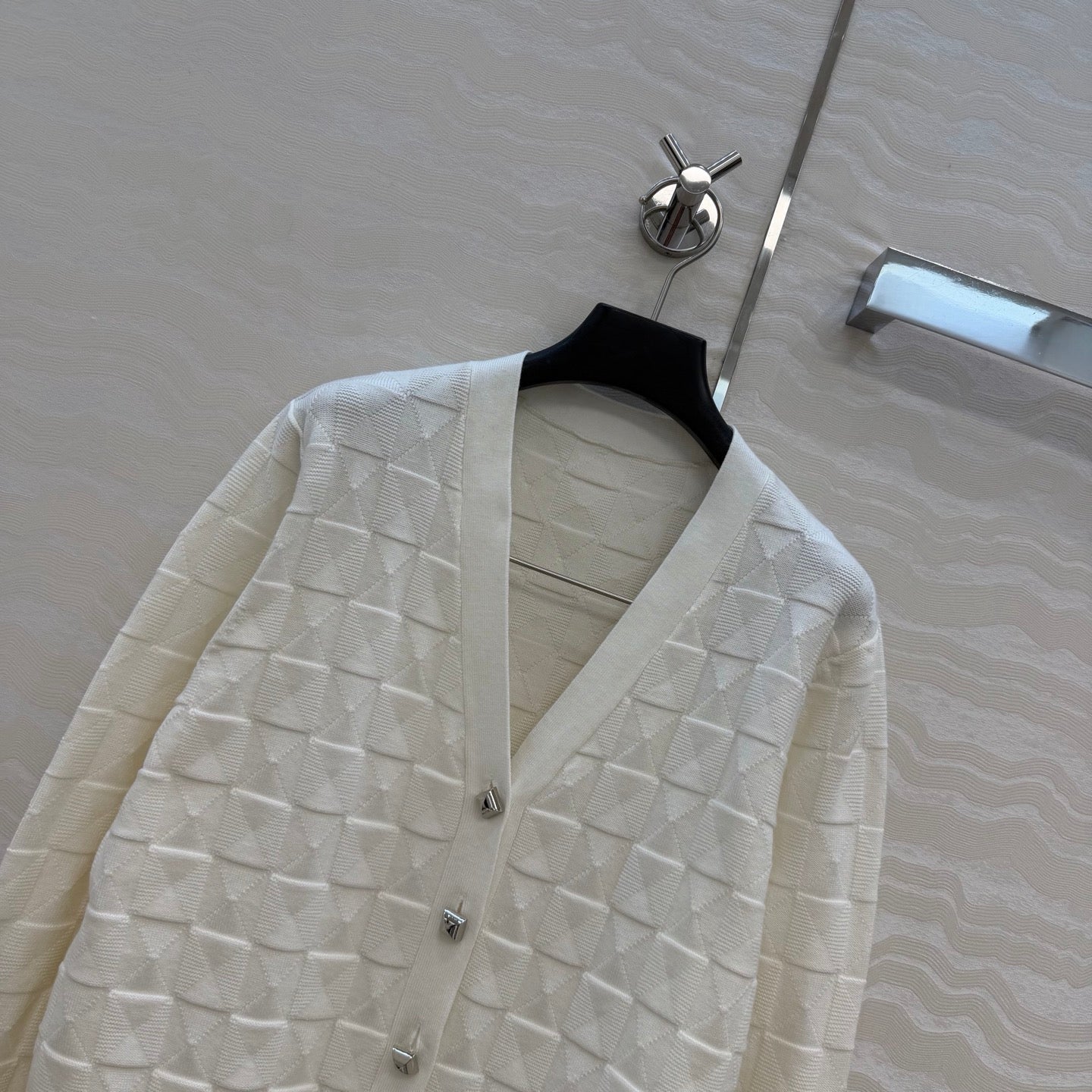 HM "Medor" Long-Sleeve Cardigan White Wool