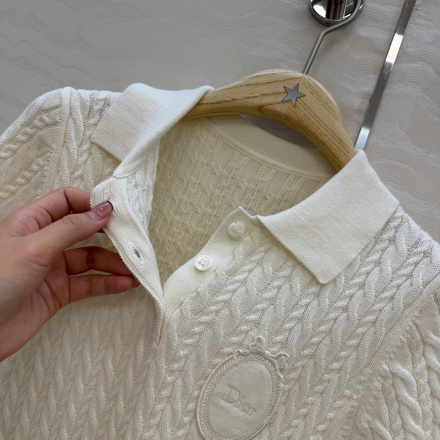 CD Médaillon Sweater White Wool 373503