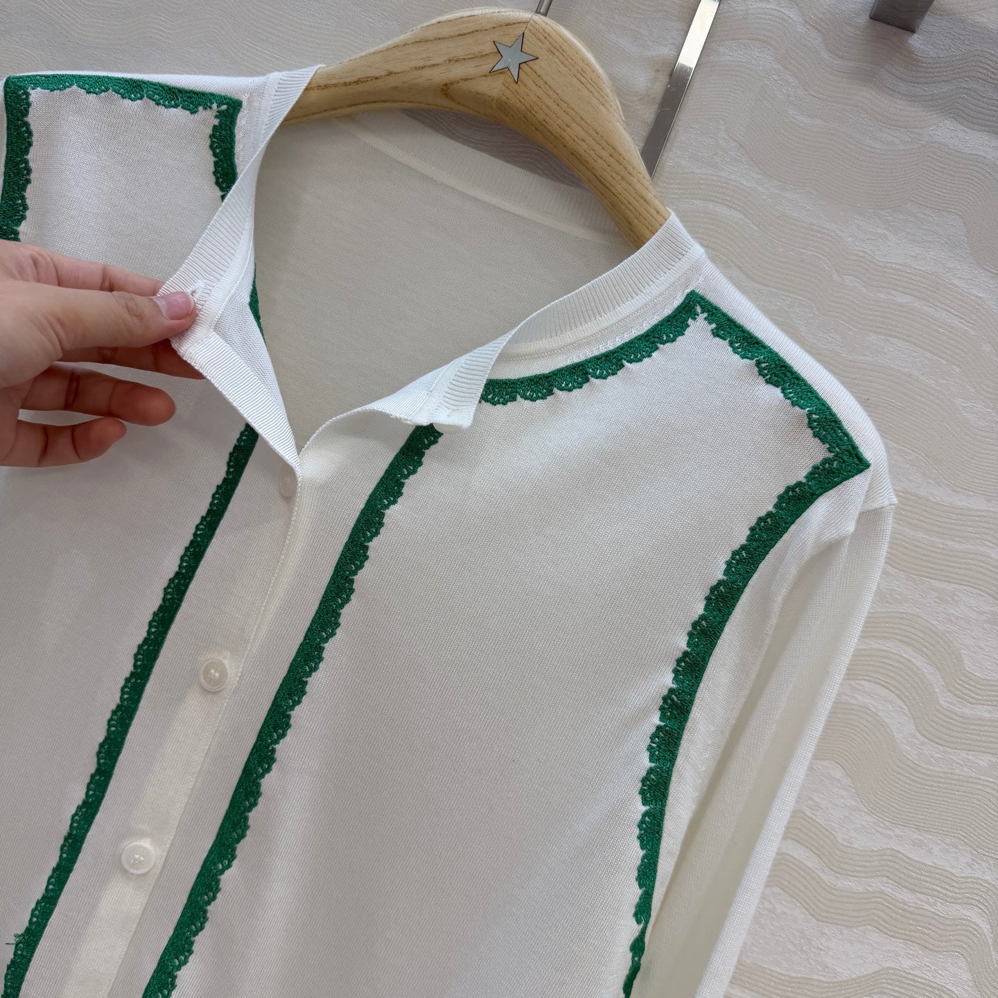 CD 26s Cardigan White Silk Knit 373486