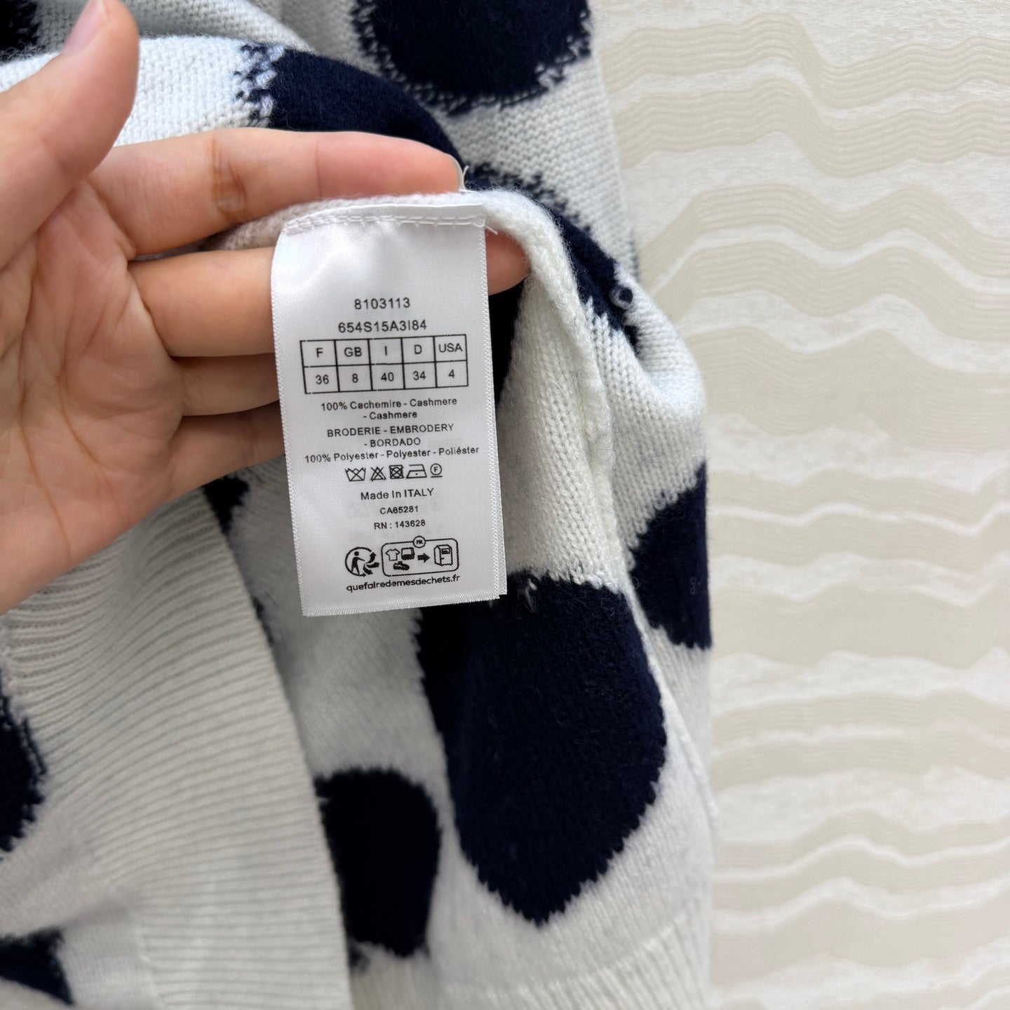 CD 26s Heart Intarsia Sweater White Cashmere 427161