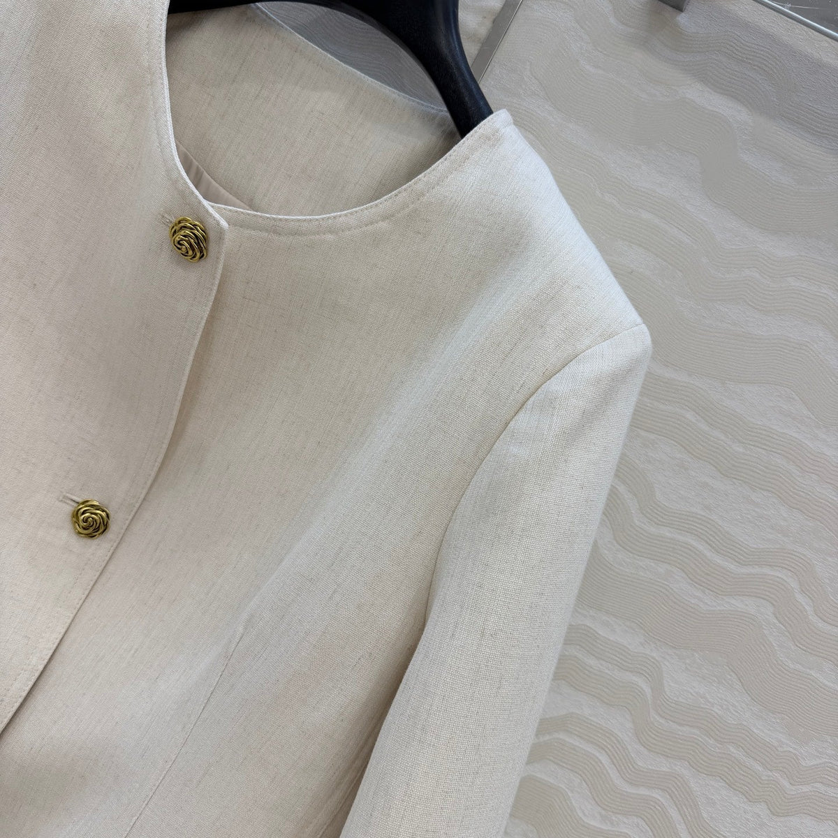 Chanel 26s Collarless Jacket Beige Linen Blend Gold Camellia Buttons 442109