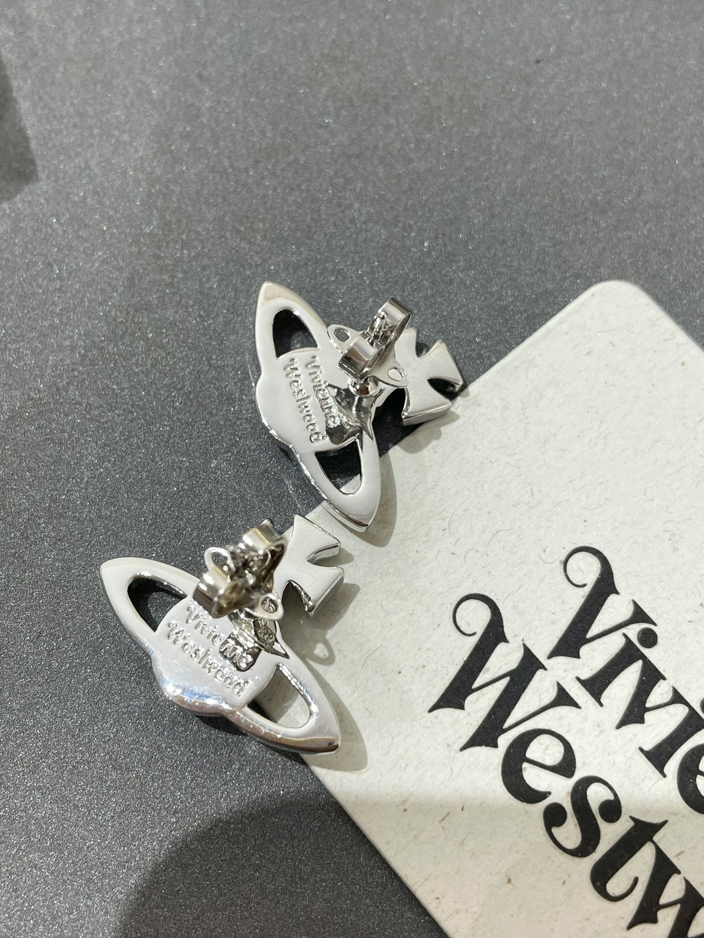 Vivienne Silver Studded Saturn Earring Sliver