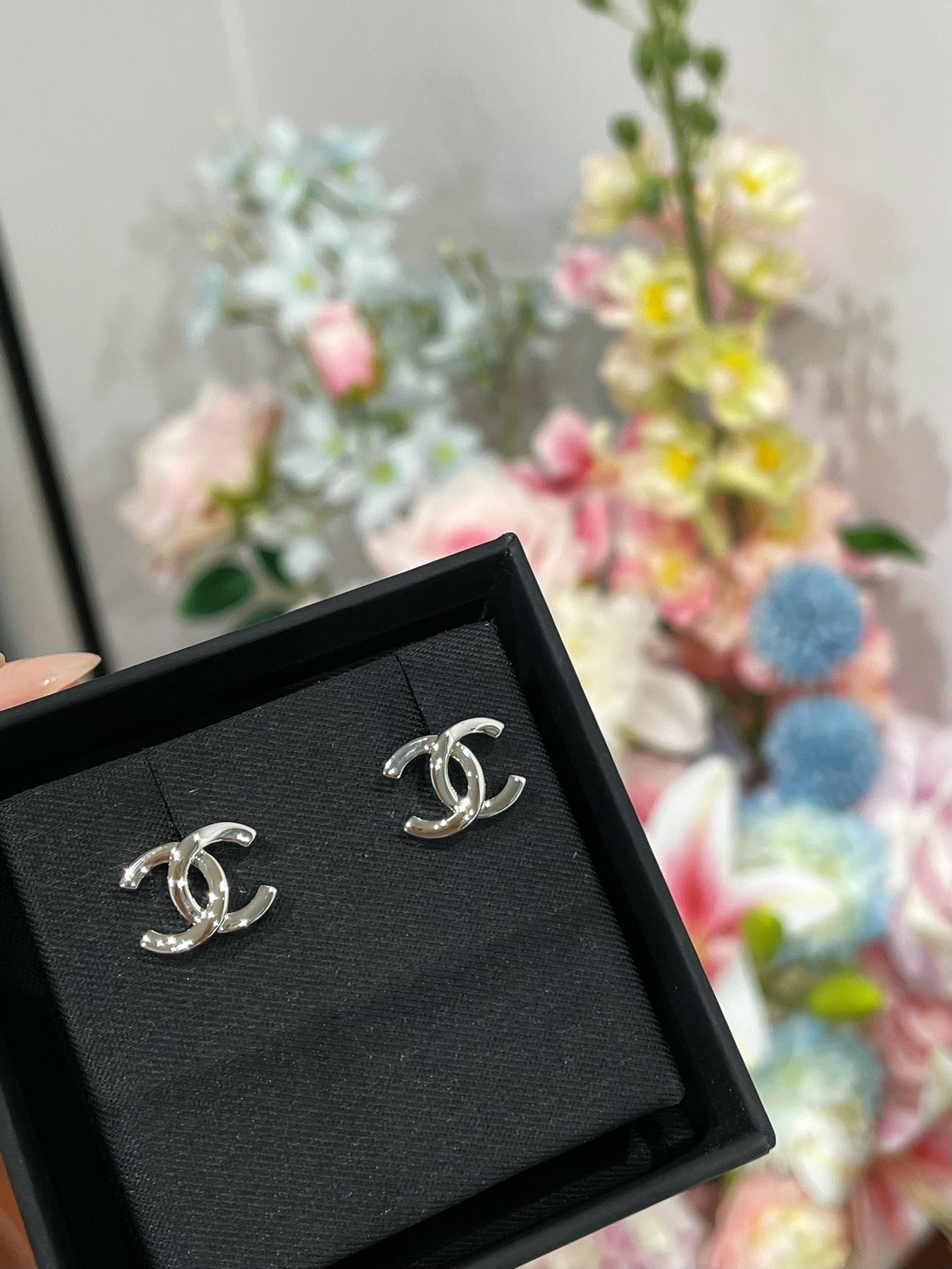 CC 26FW Gorgeous Sliver Earrings 015