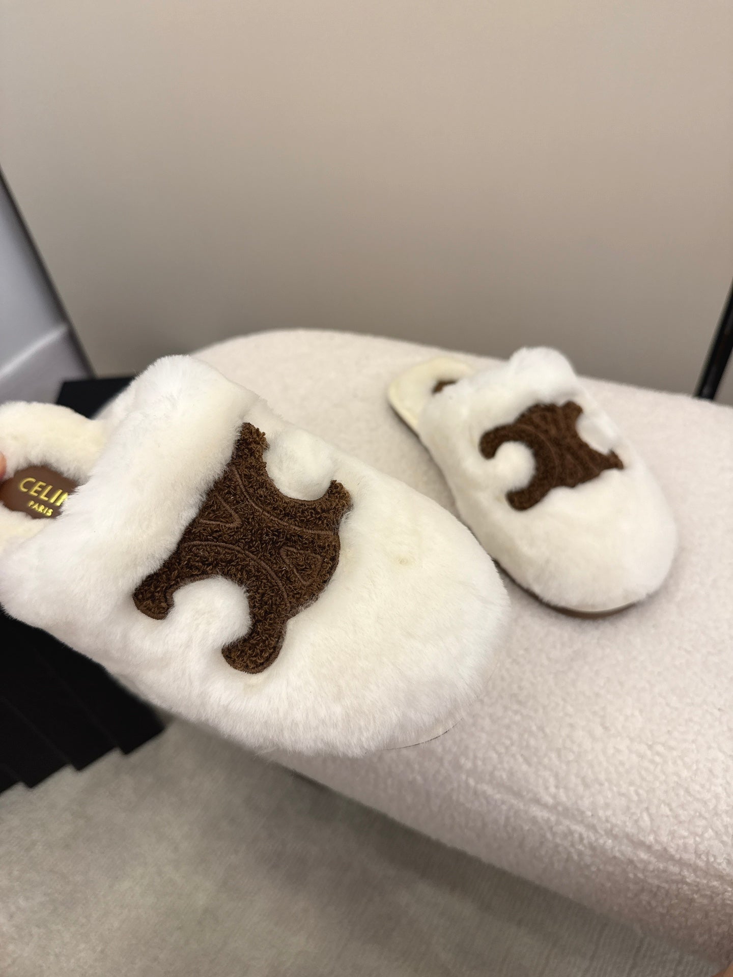 CL Elena Mule in Shearling 10mm White Brown Wool 435860