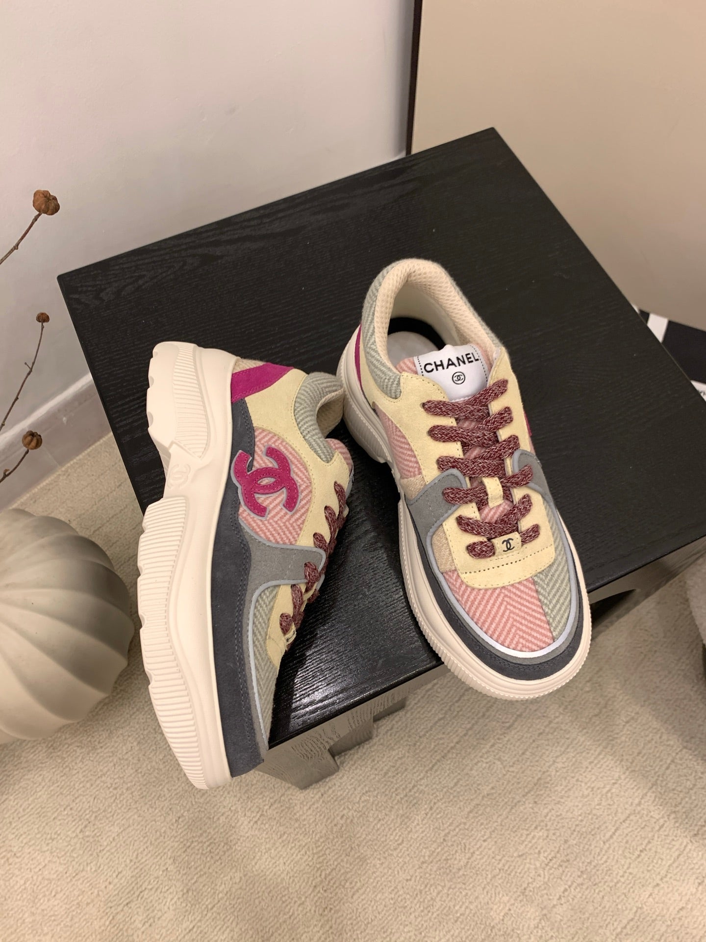CC Alexander McQueen Sneakers Multicolor Suede and Tweed Fabric 537193