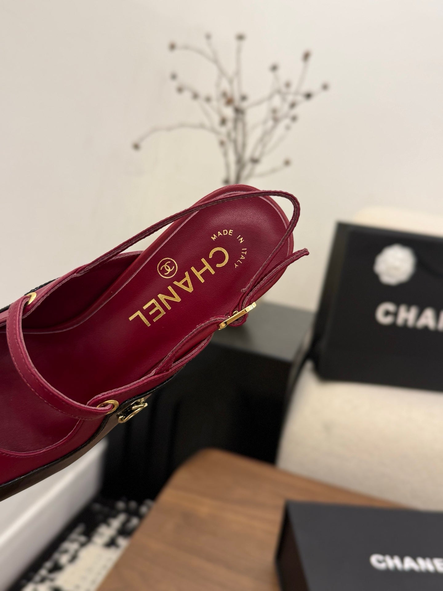 CC 26FW Slingback 7.5cm Black Burgundy Lambskin Patent Leather 676113