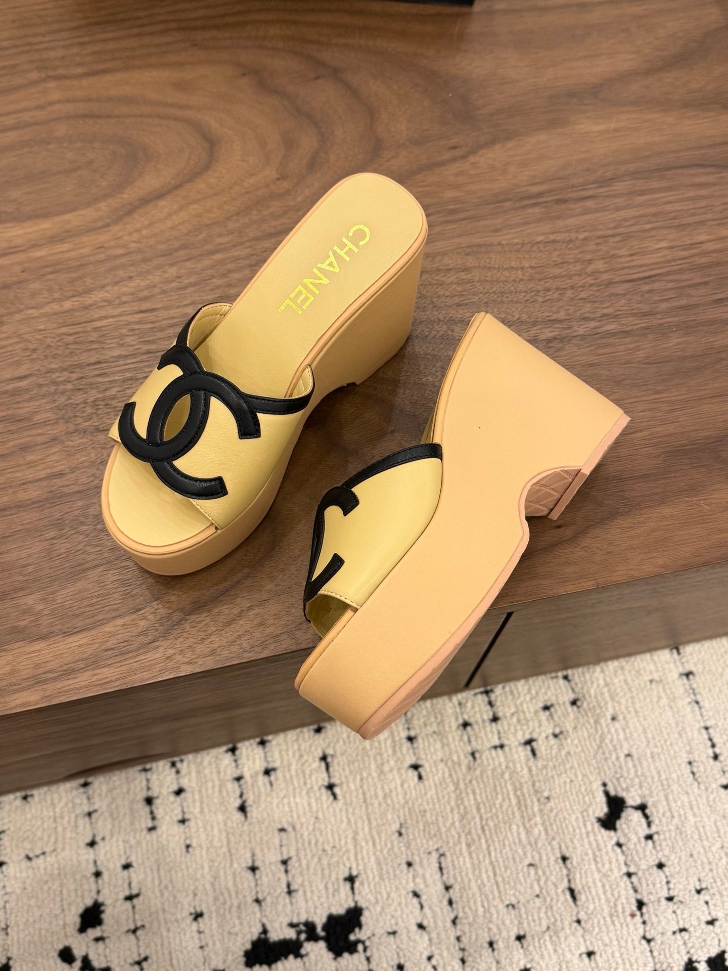 CC 26s Wedge Sandals 95 Mm In Pastel Yellow Calfskin