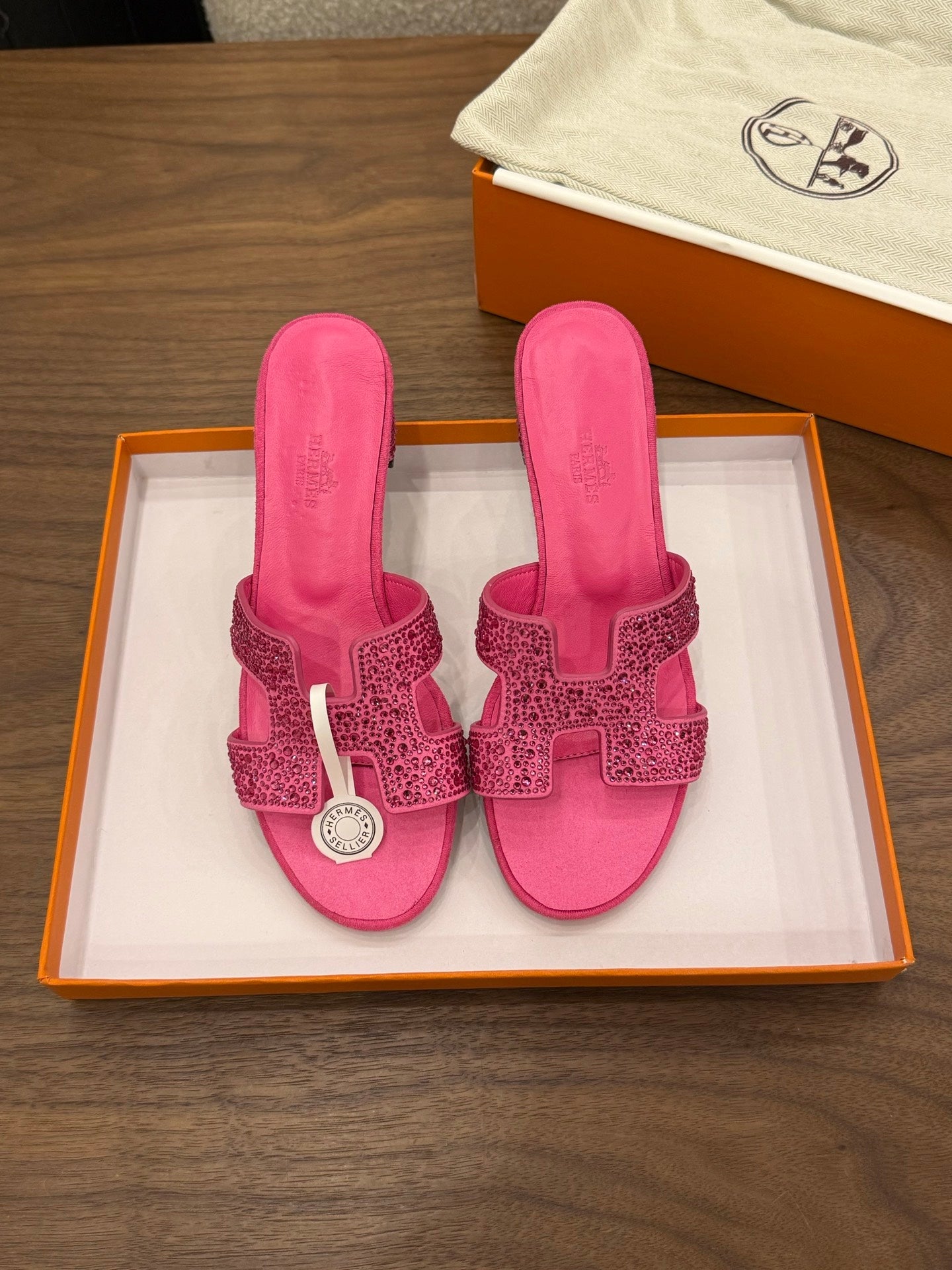 HM 26s Oasis Sandal Ligh Pink Suede With Crystals