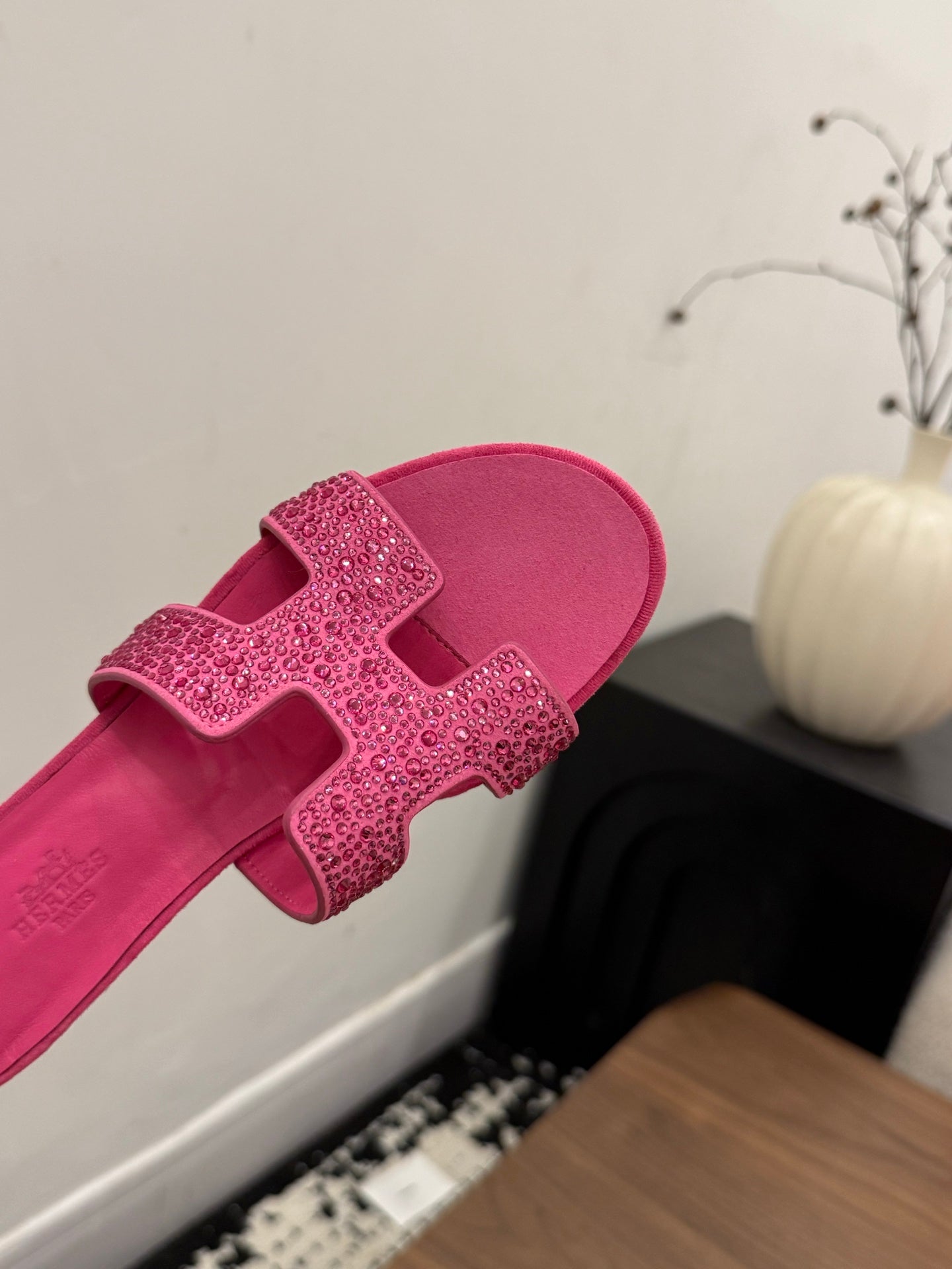 HM 26s Oasis Sandal Ligh Pink Suede With Crystals