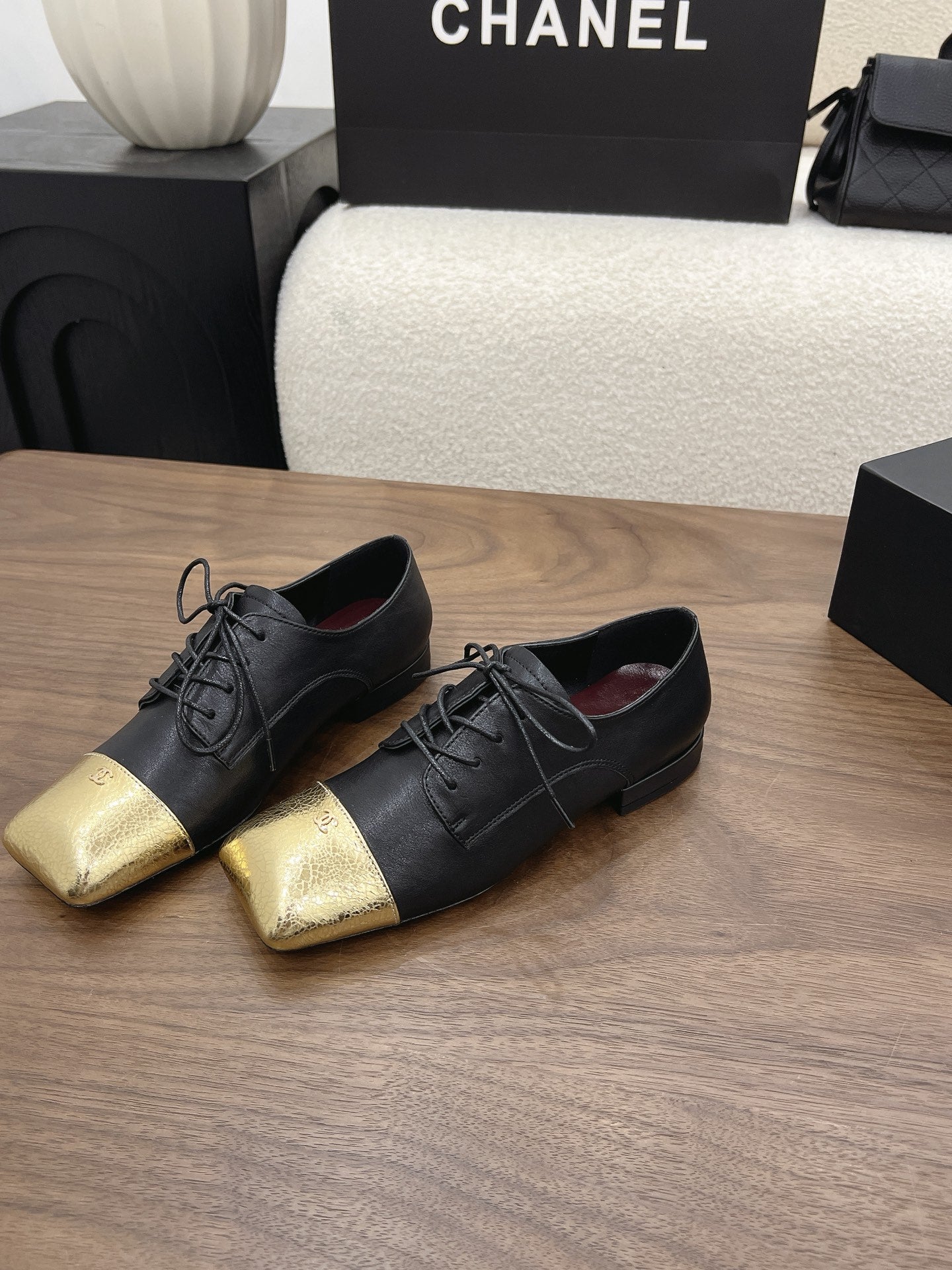 CC 26s Loafer 2cm White Gold Leather 910475