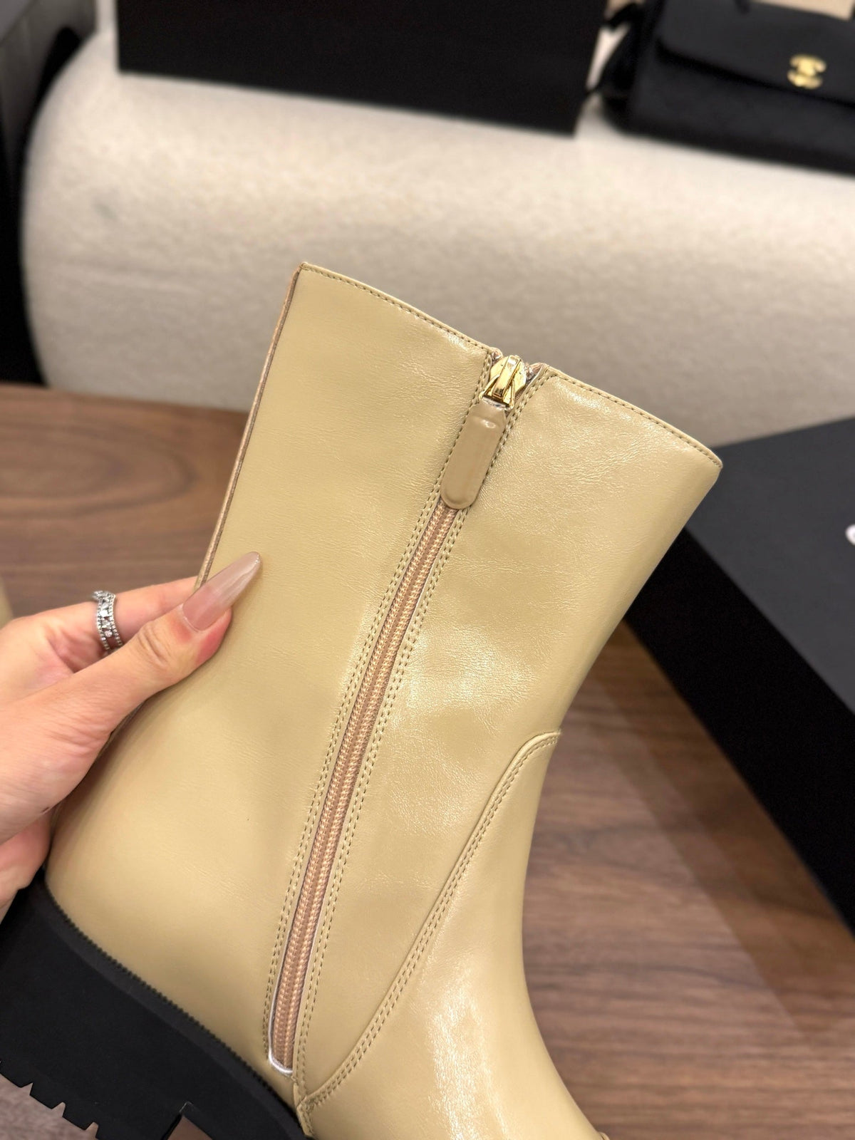 CC 26B Mid-Calf Boots 4.5cm Beige Leather 122438