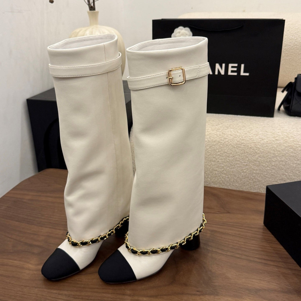 CC 26B Fold-Over Knee Boots 6.5cm White Black Canvas Leather 122435