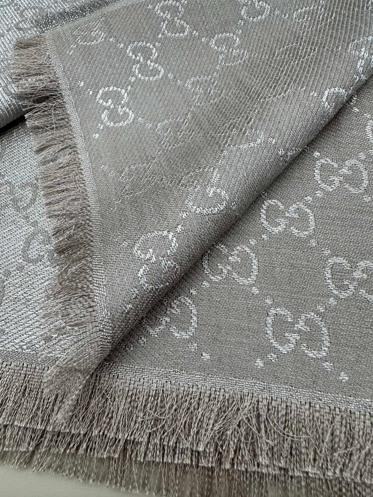 GG Wool Silk Blend Shawl Grey 536808