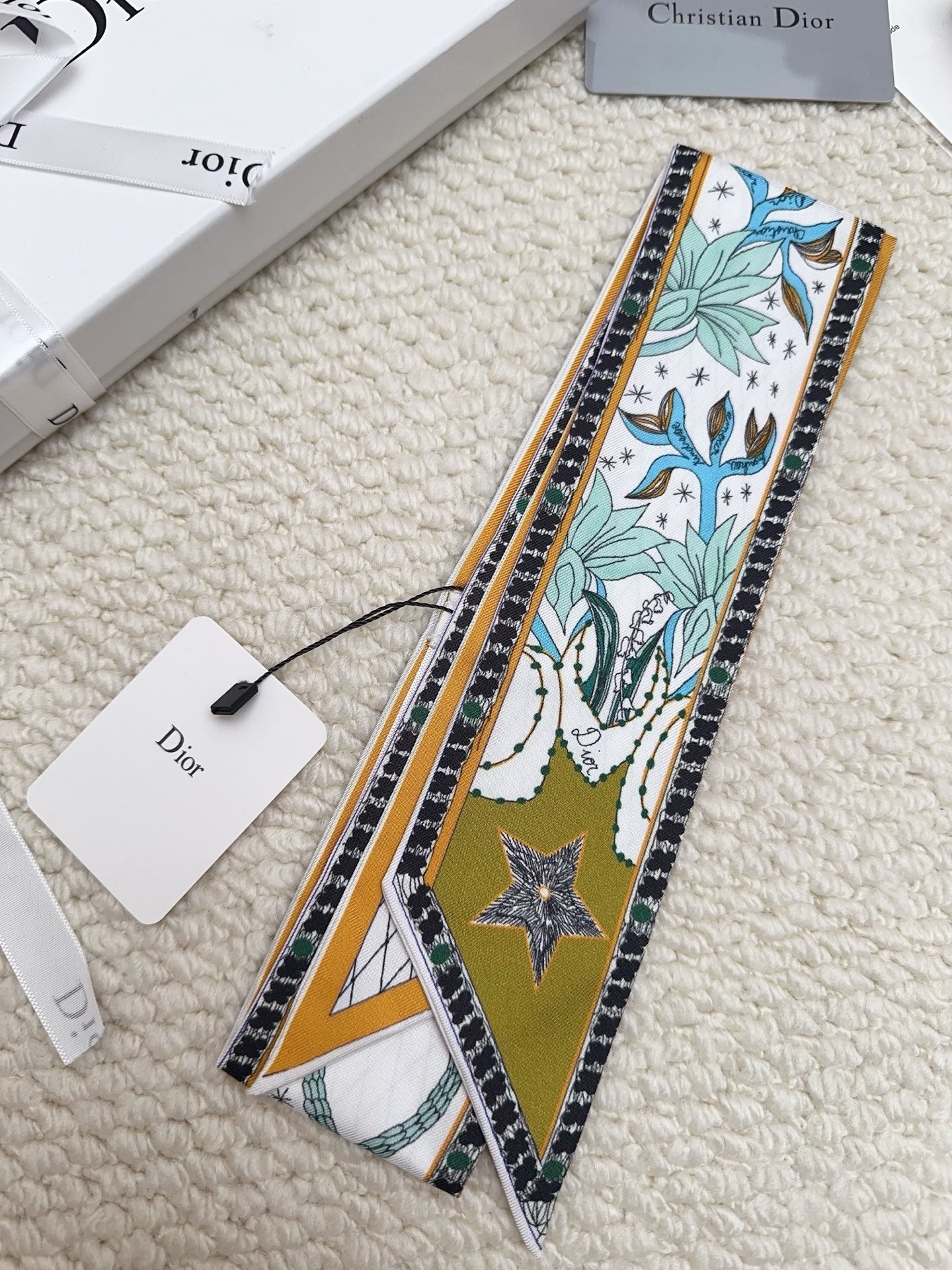 Dior 26s Scarf 86cm In Silk 311737