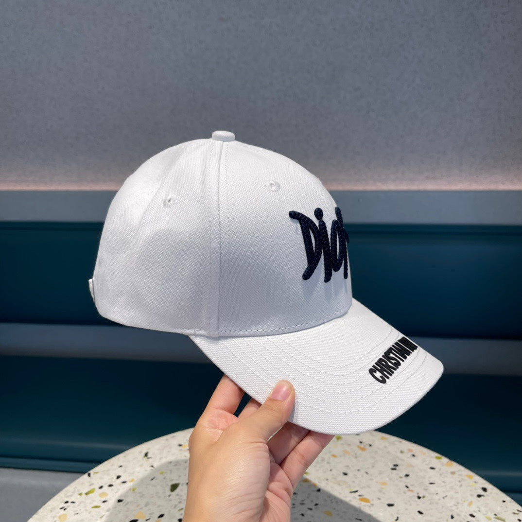 DIOR BASEBALL CAP IN WHITE COTTON 427795