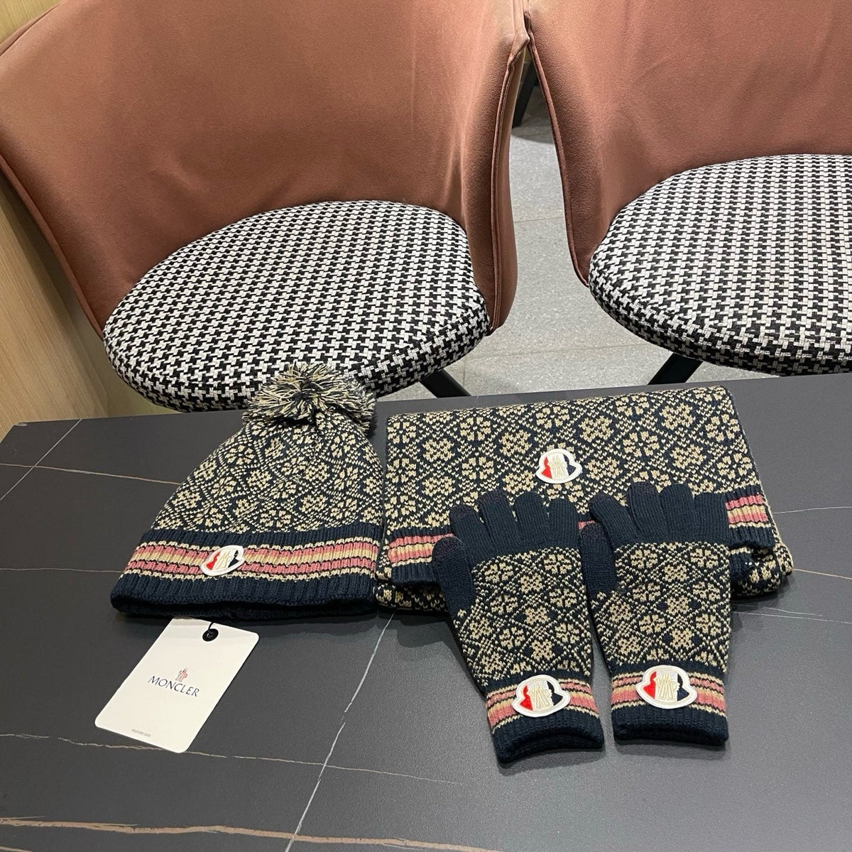 Moncler Hat Scarf Gloves Set Black Jacquard 481810