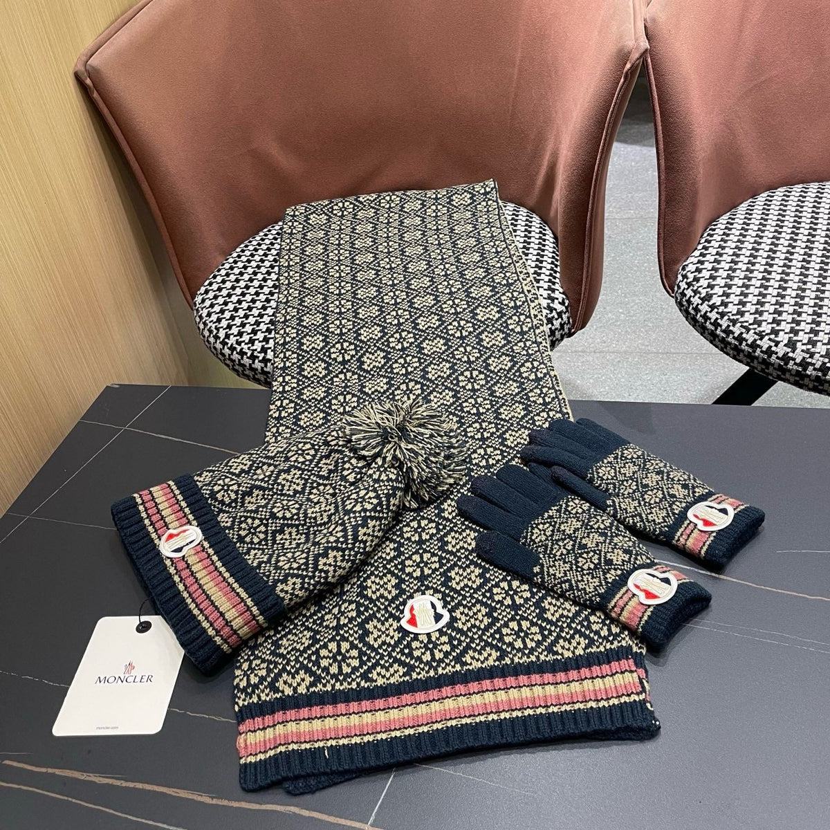 Moncler Hat Scarf Gloves Set Black Jacquard 481810